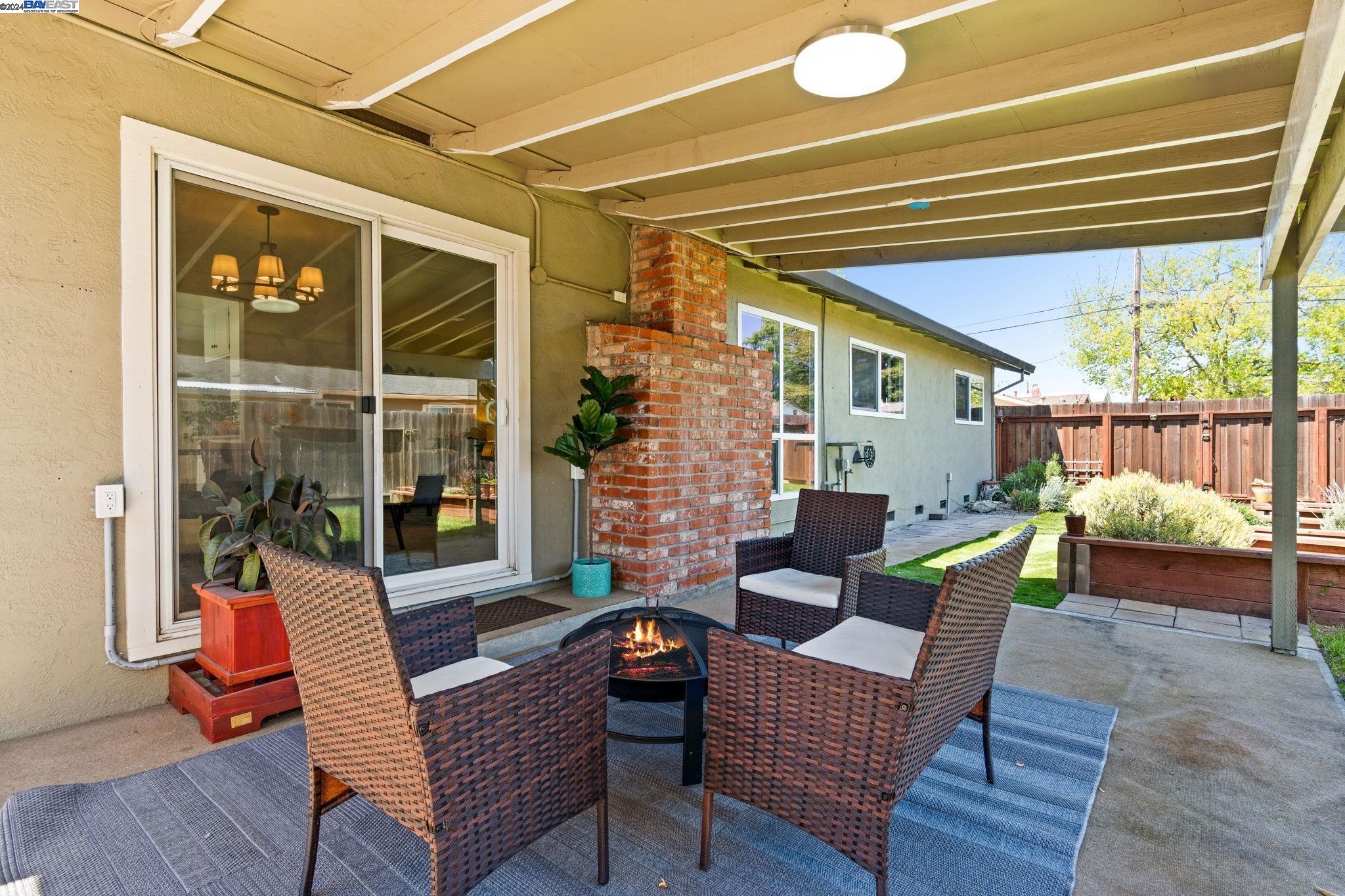 Detail Gallery Image 30 of 50 For 6909 Brighton Dr, Dublin,  CA 94568 - 4 Beds | 2 Baths