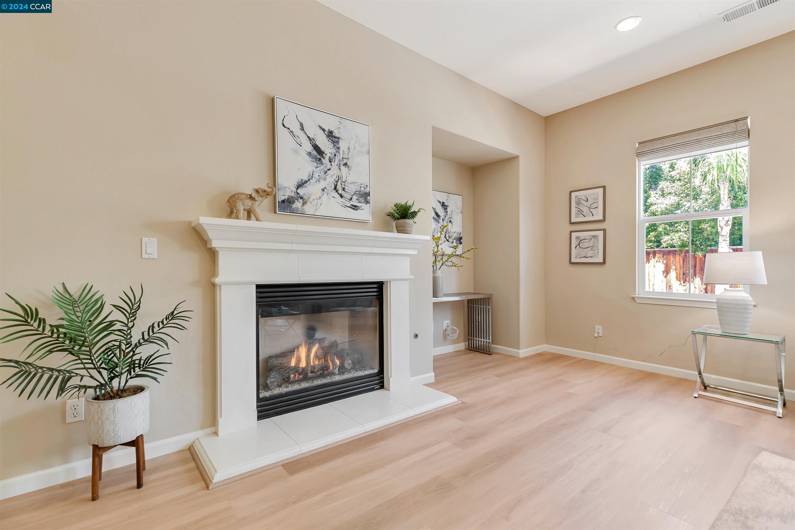 Detail Gallery Image 8 of 19 For 659 W Corazon Way, Mountain House,  CA 95391 - 4 Beds | 3/1 Baths