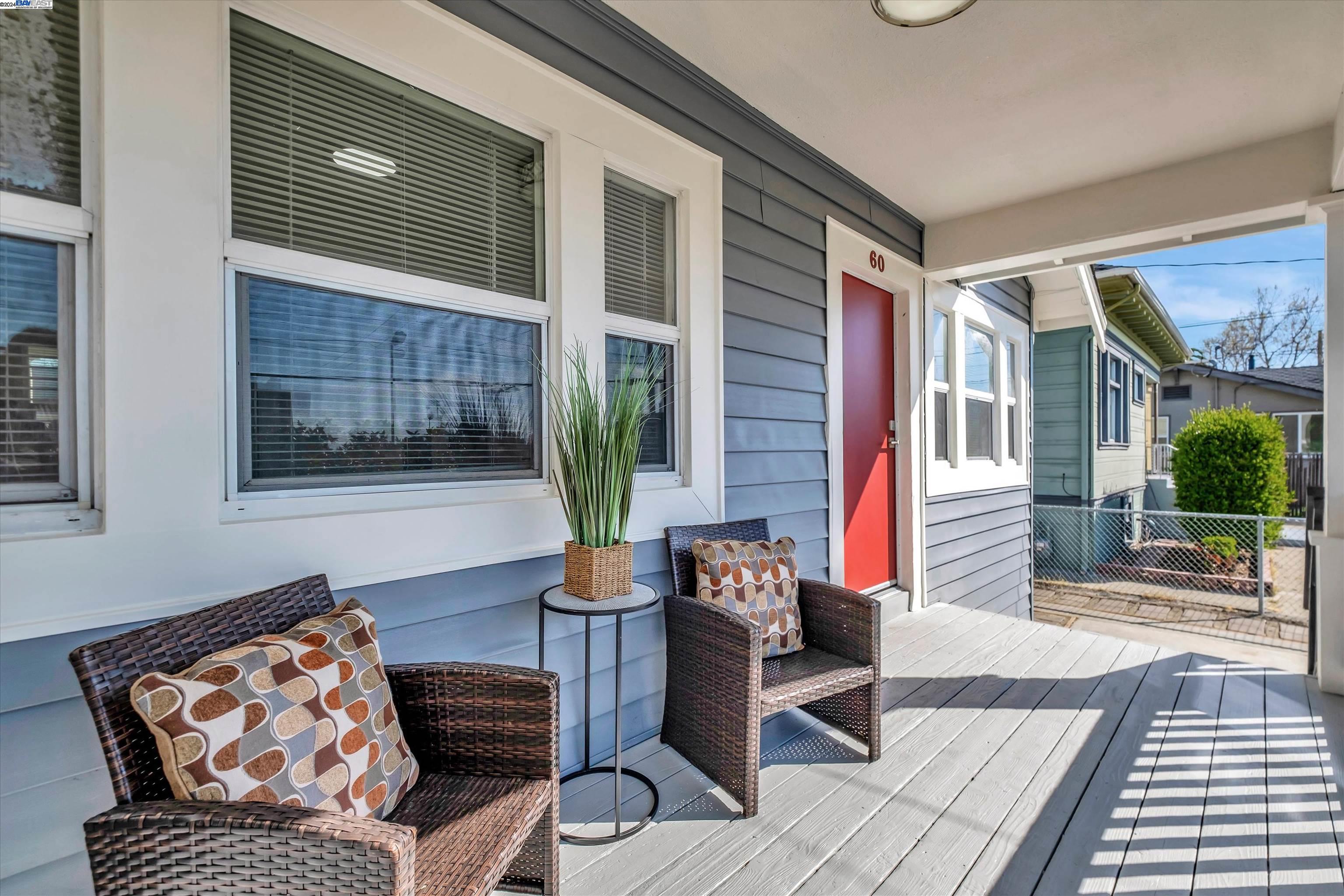 Detail Gallery Image 6 of 29 For 60 Castro St, San Leandro,  CA 94577 - 2 Beds | 1 Baths