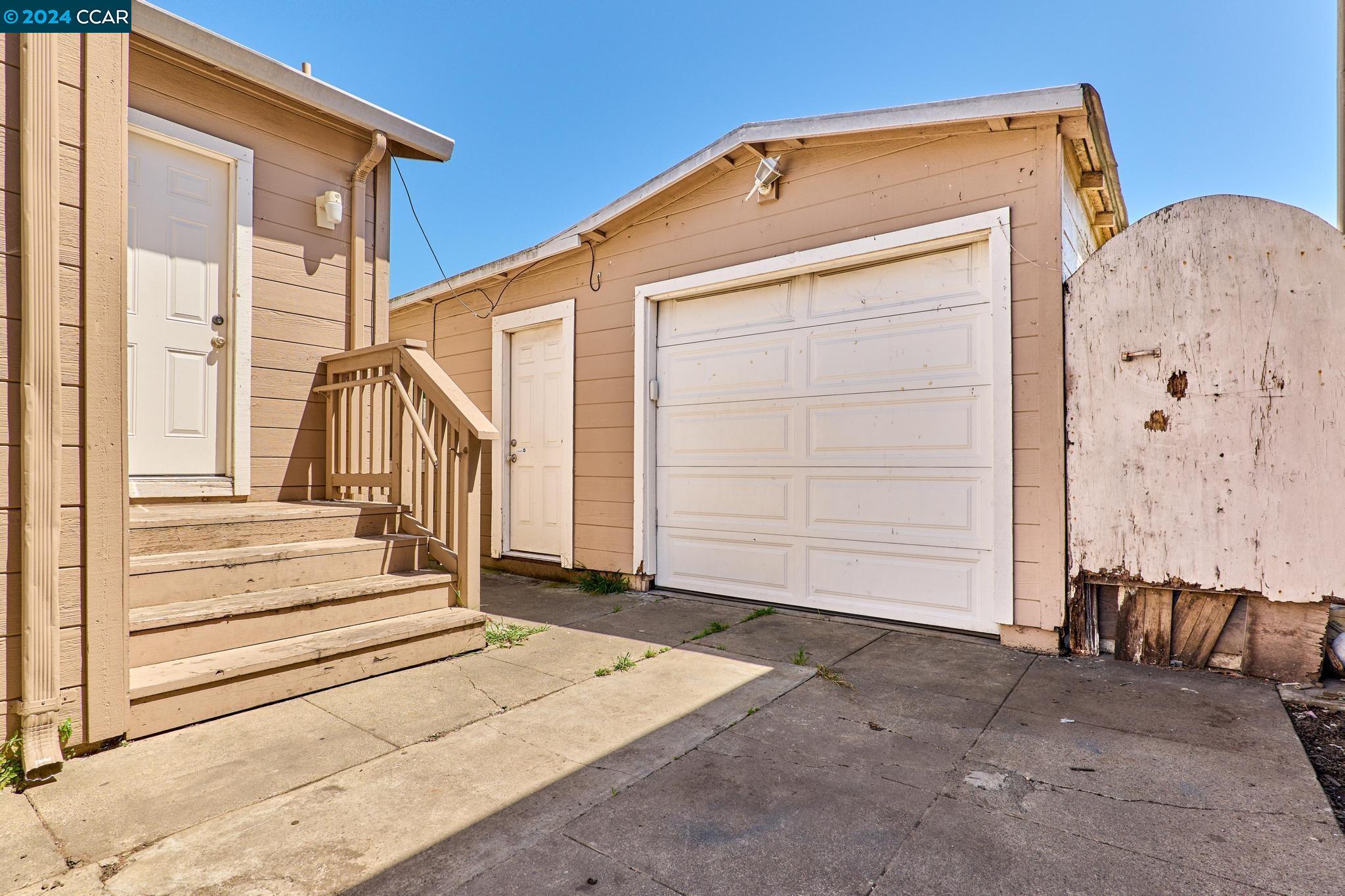 Detail Gallery Image 2 of 23 For 1510 Hayes, Richmond,  CA 94806 - 3 Beds | 2 Baths