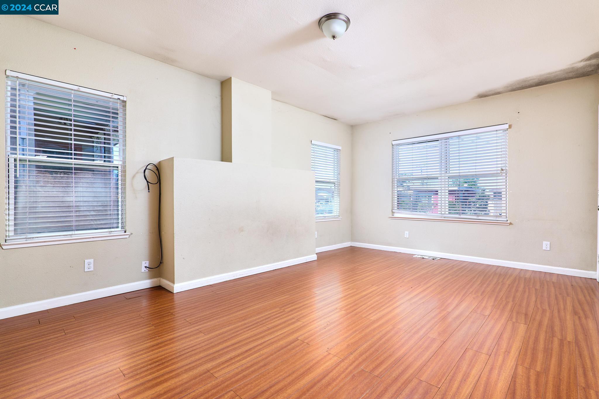 Detail Gallery Image 10 of 23 For 1510 Hayes, Richmond,  CA 94806 - 3 Beds | 2 Baths