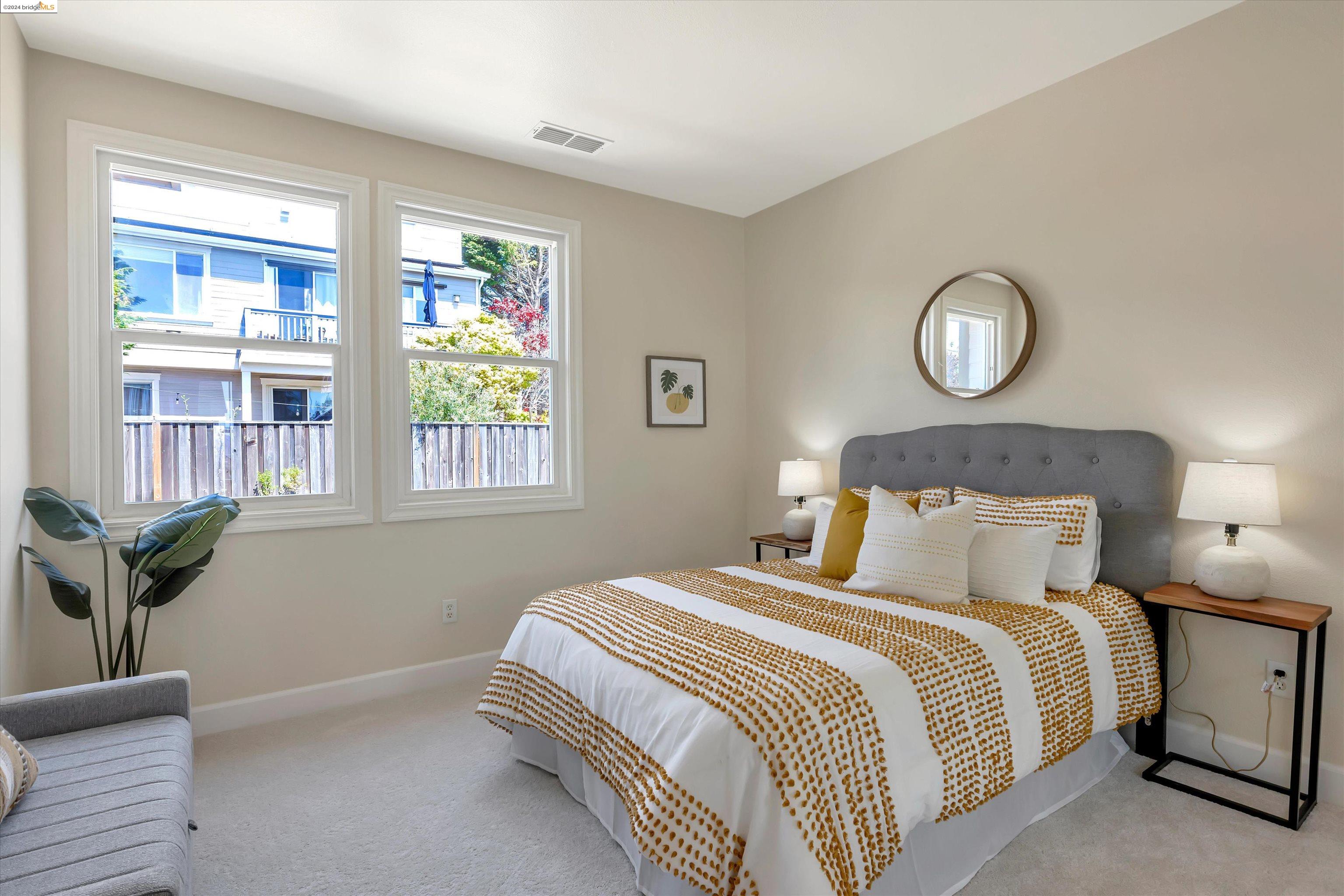 Detail Gallery Image 21 of 40 For 313 Seacliff Way, Richmond,  CA 94801 - 4 Beds | 3/1 Baths