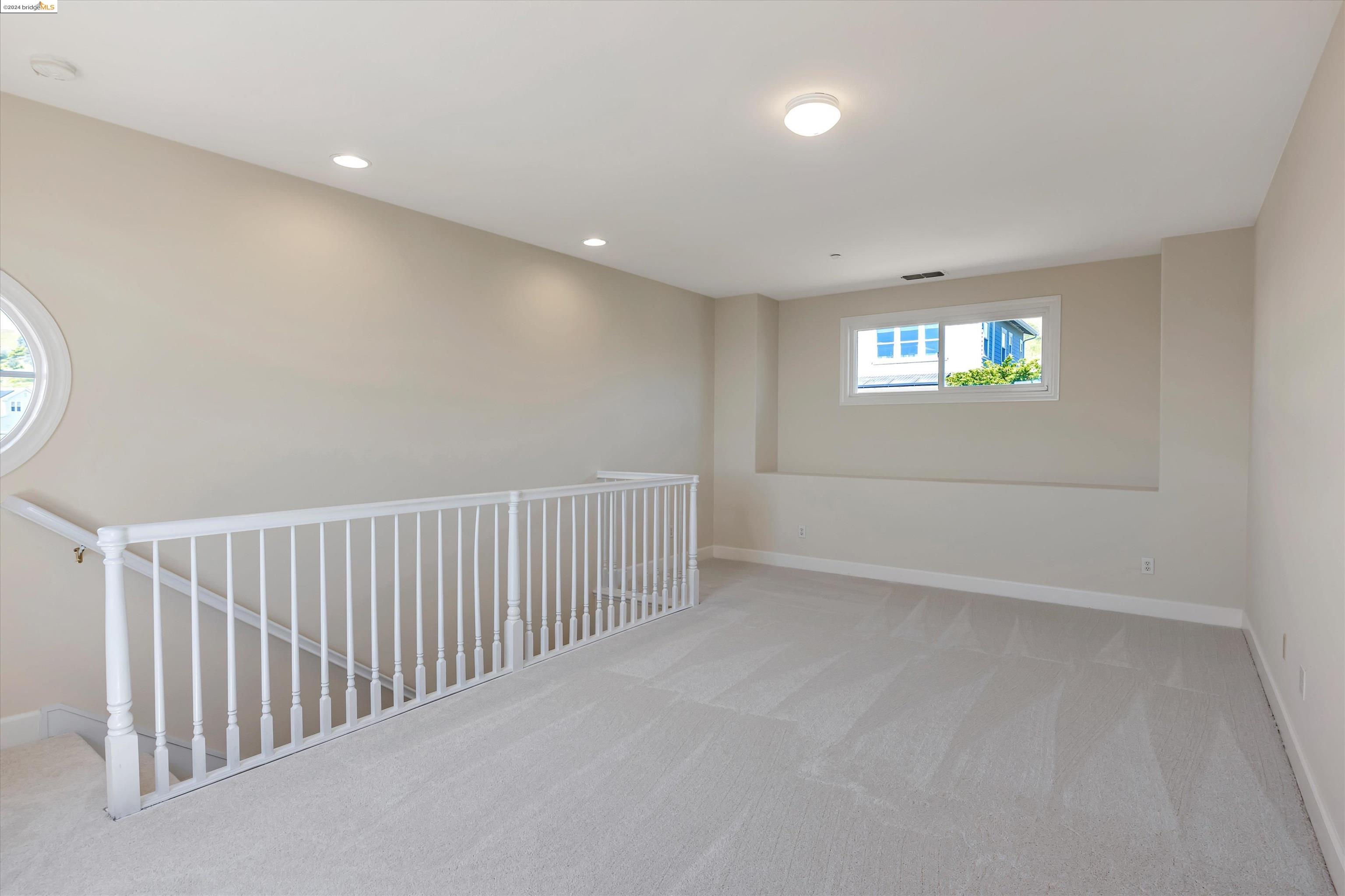 Detail Gallery Image 29 of 40 For 313 Seacliff Way, Richmond,  CA 94801 - 4 Beds | 3/1 Baths