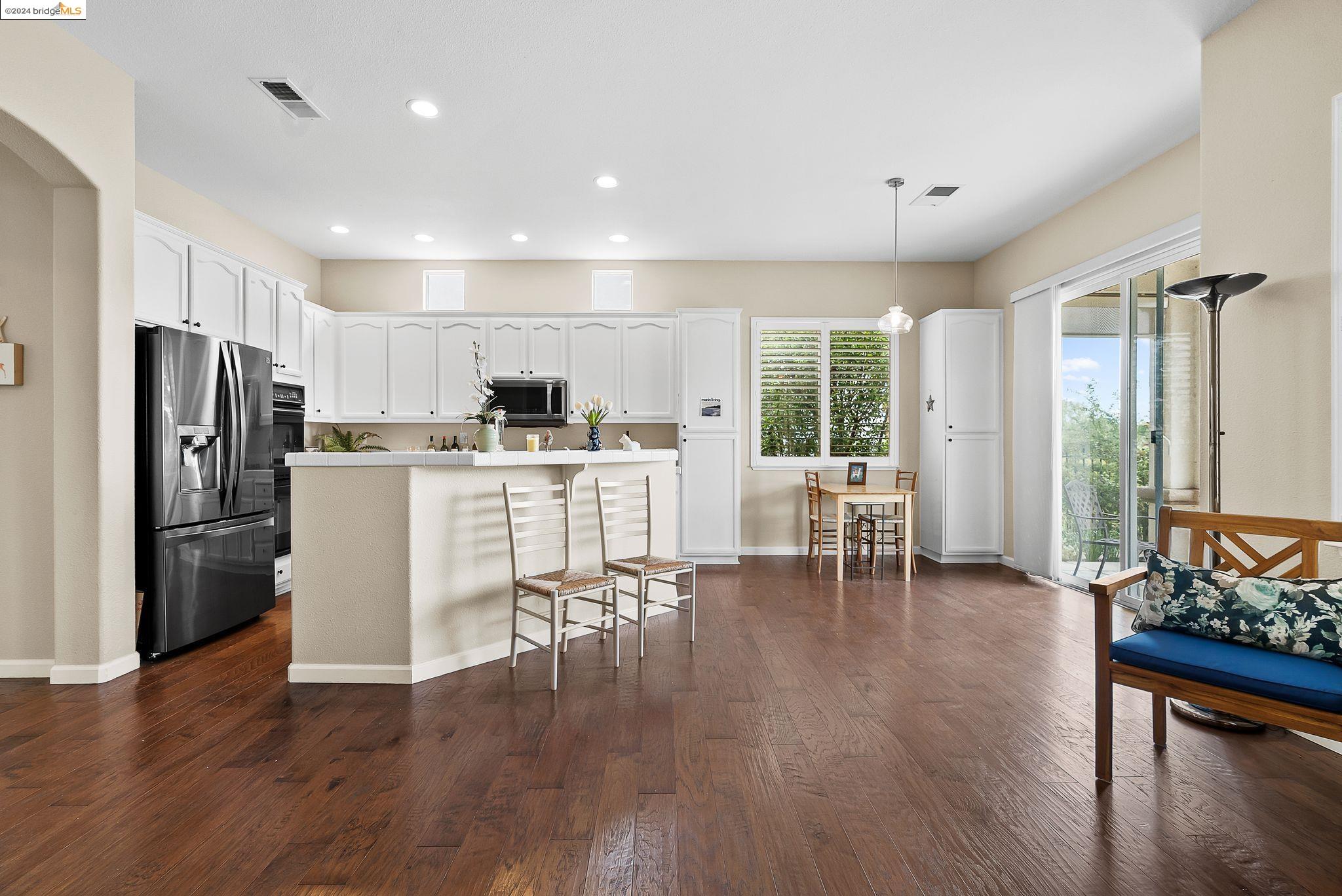 Detail Gallery Image 12 of 44 For 1820 Mariposa Way, Brentwood,  CA 94513 - 2 Beds | 2/1 Baths