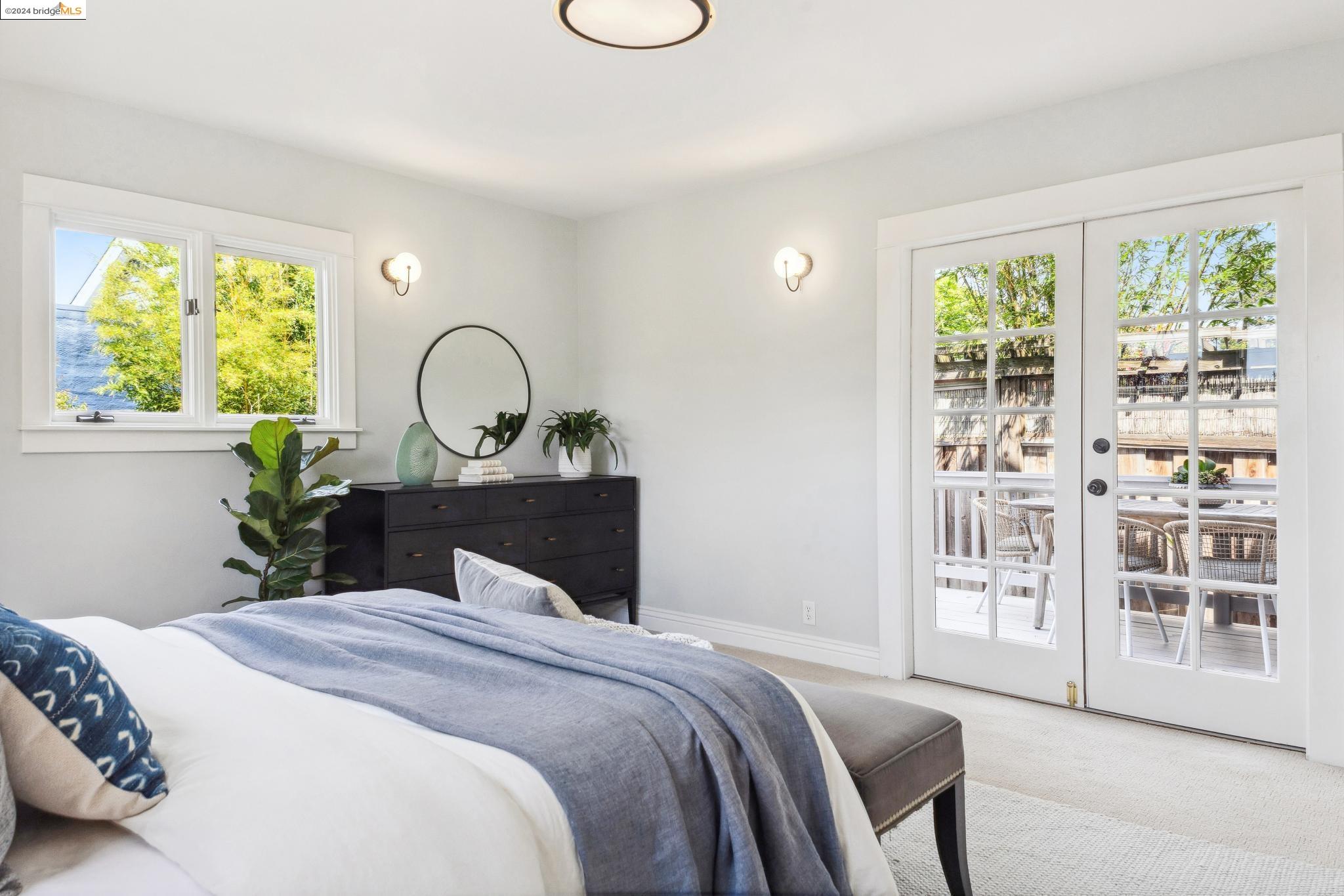 Detail Gallery Image 31 of 46 For 1227 Channing Way, Berkeley,  CA 94702 - 3 Beds | 2 Baths