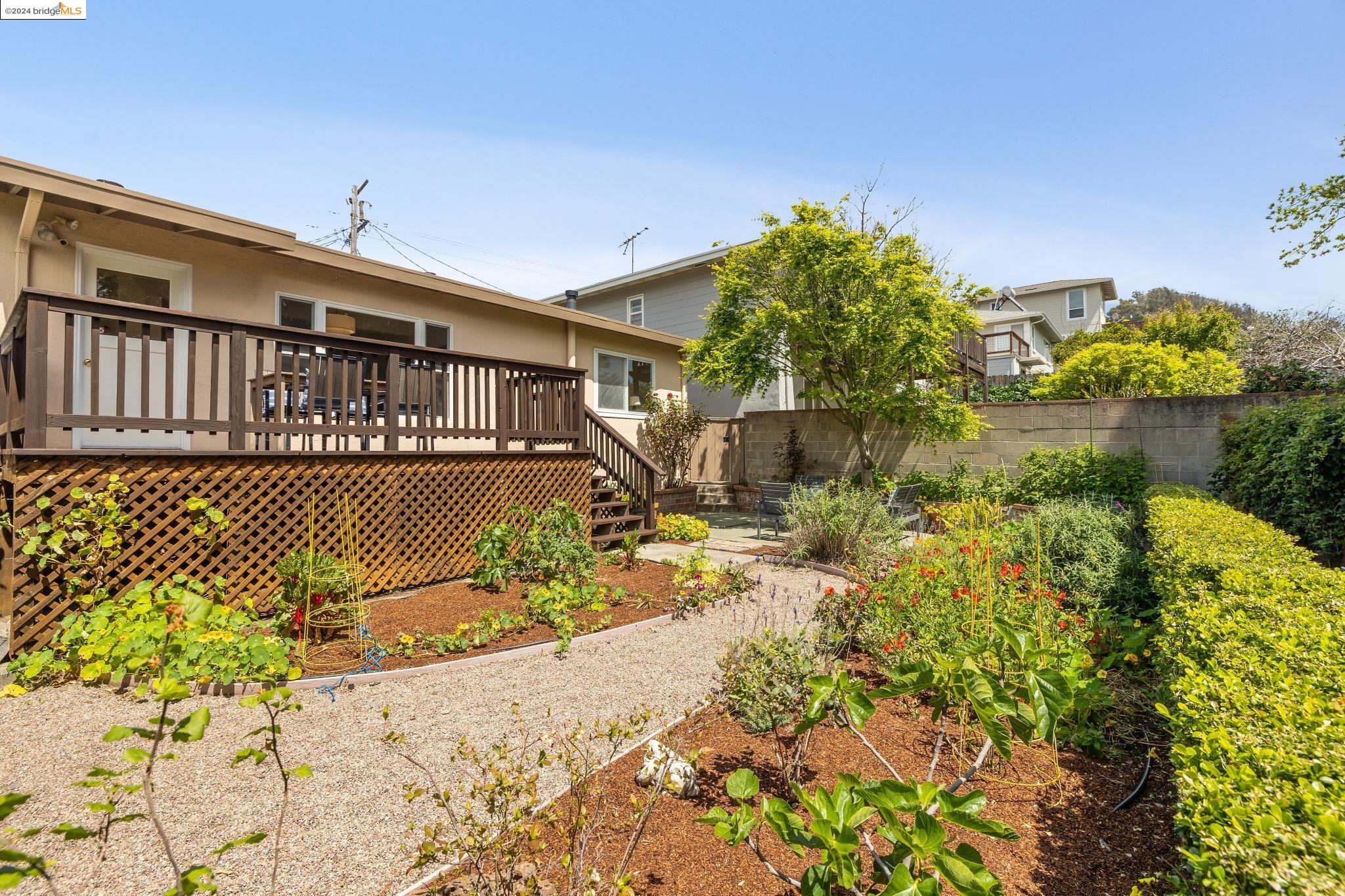 Detail Gallery Image 39 of 44 For 6762 Glen Mawr Ave, El Cerrito,  CA 94530 - 2 Beds | 1 Baths