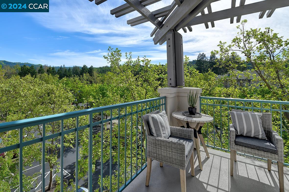 Detail Gallery Image 15 of 60 For 1860 Tice Creek #1407,  Walnut Creek,  CA 94595 - 2 Beds | 2 Baths
