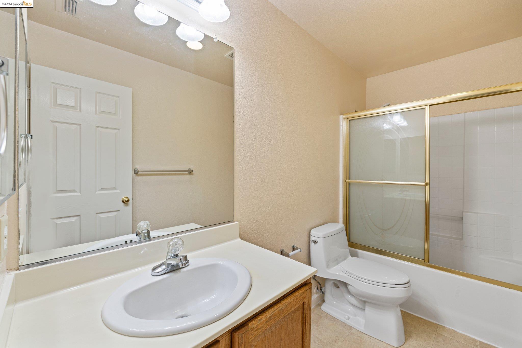 Detail Gallery Image 29 of 60 For 2047 Pasado Ave, Manteca,  CA 95336 - 4 Beds | 2/1 Baths