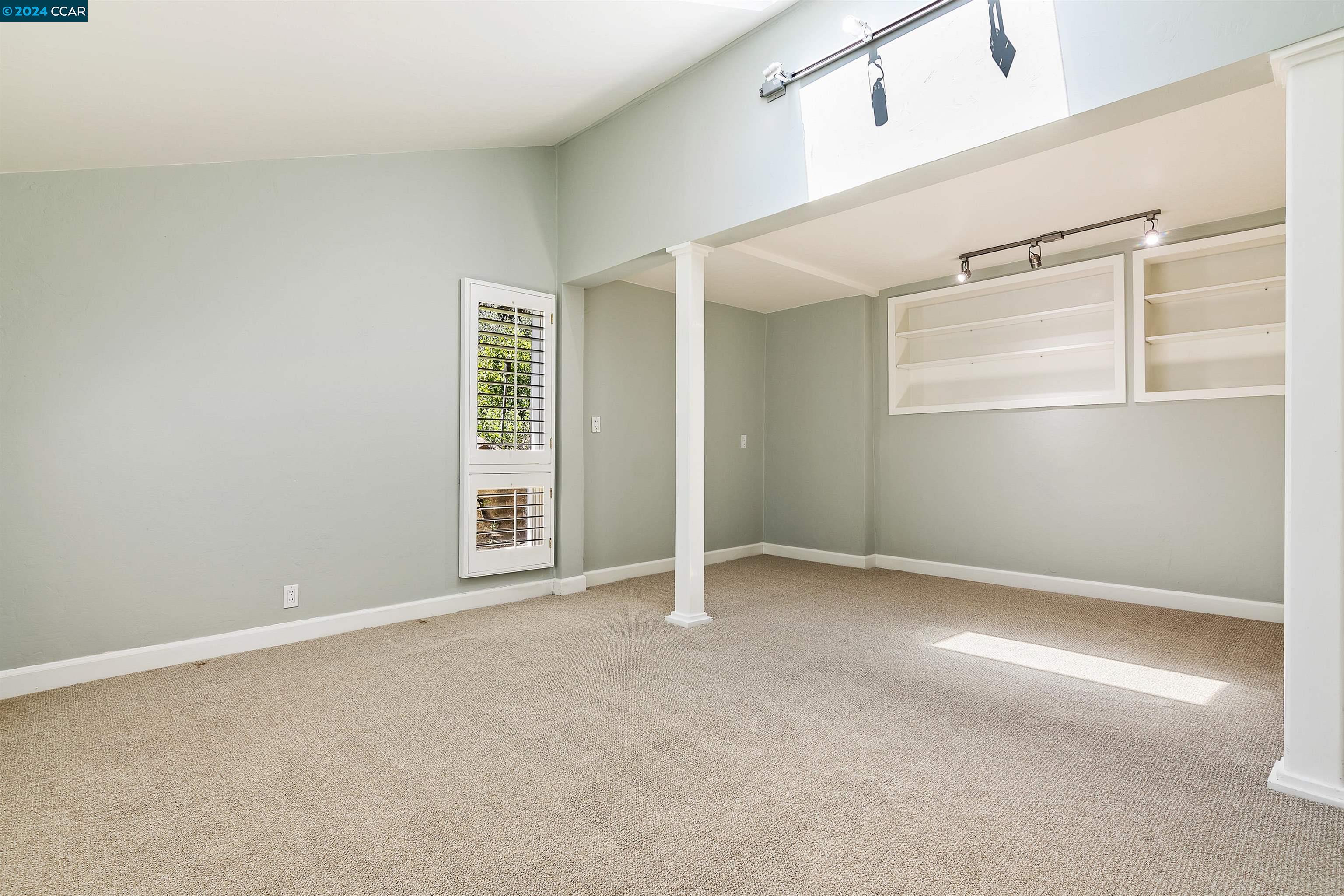 Detail Gallery Image 13 of 48 For 1603 Reliez Valley Rd, Lafayette,  CA 94549 - 4 Beds | 2/1 Baths
