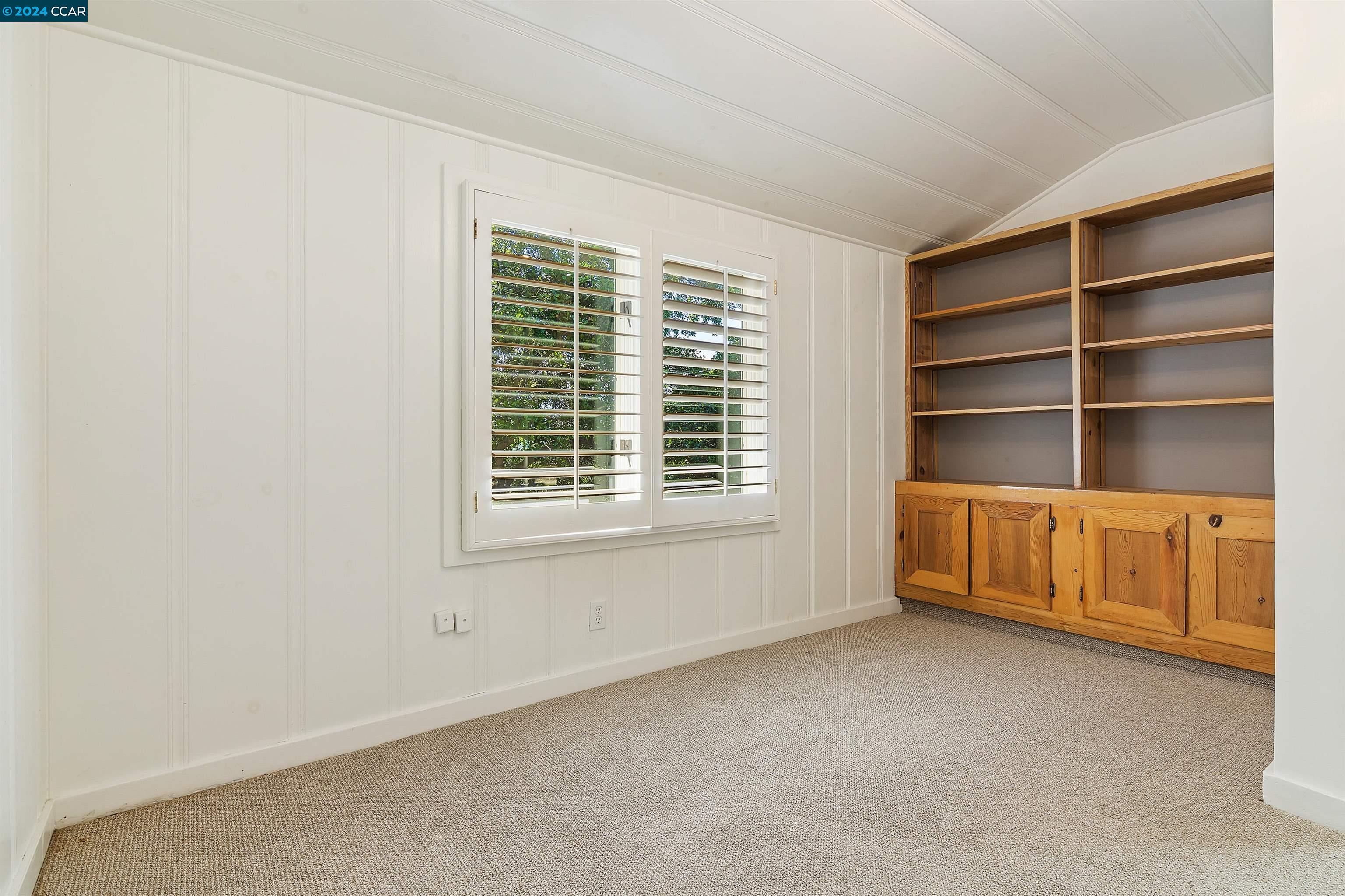 Detail Gallery Image 32 of 48 For 1603 Reliez Valley Rd, Lafayette,  CA 94549 - 4 Beds | 2/1 Baths