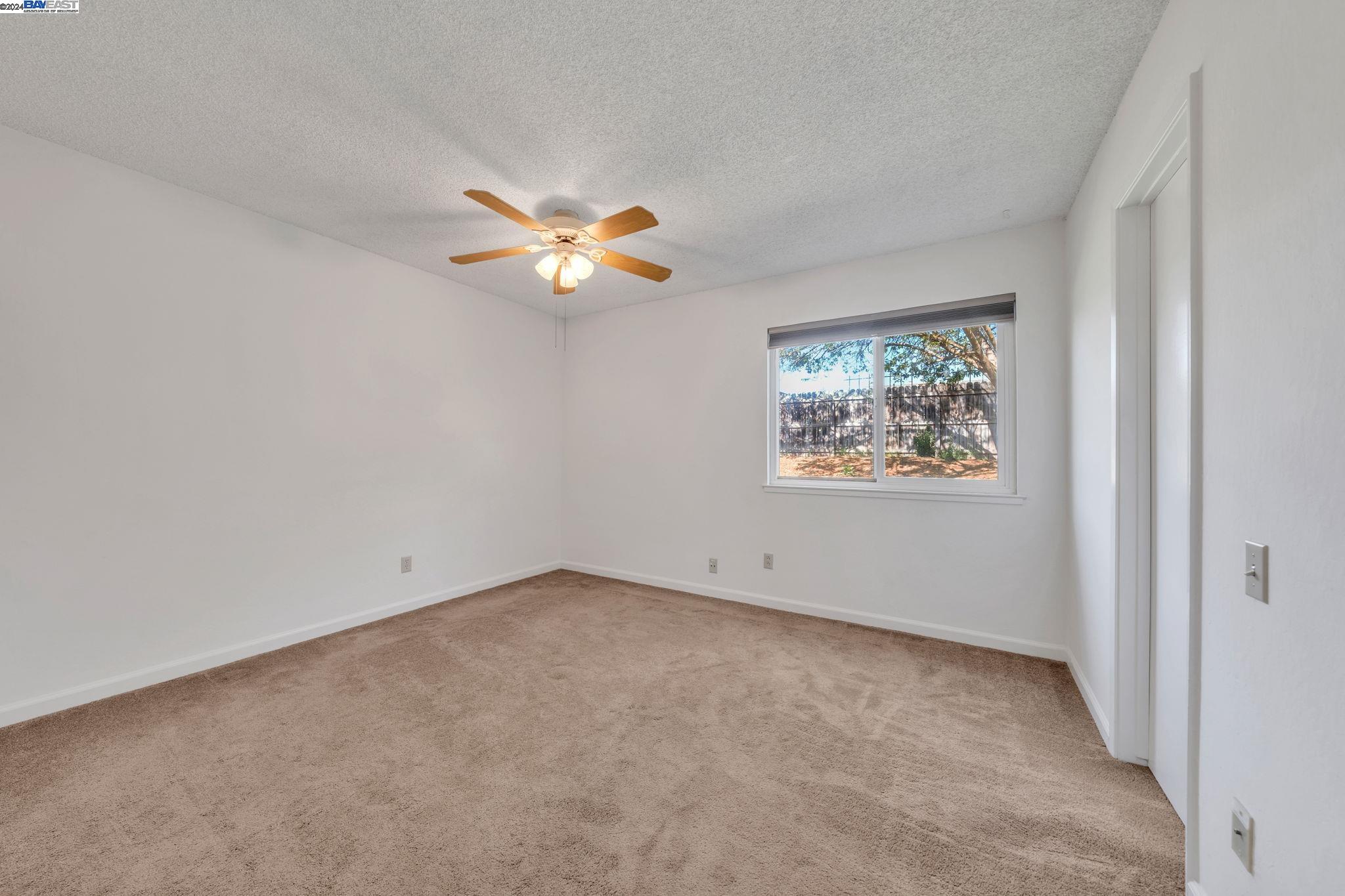 Detail Gallery Image 14 of 32 For 429 Swan Dr, Livermore,  CA 94551 - 3 Beds | 1/1 Baths