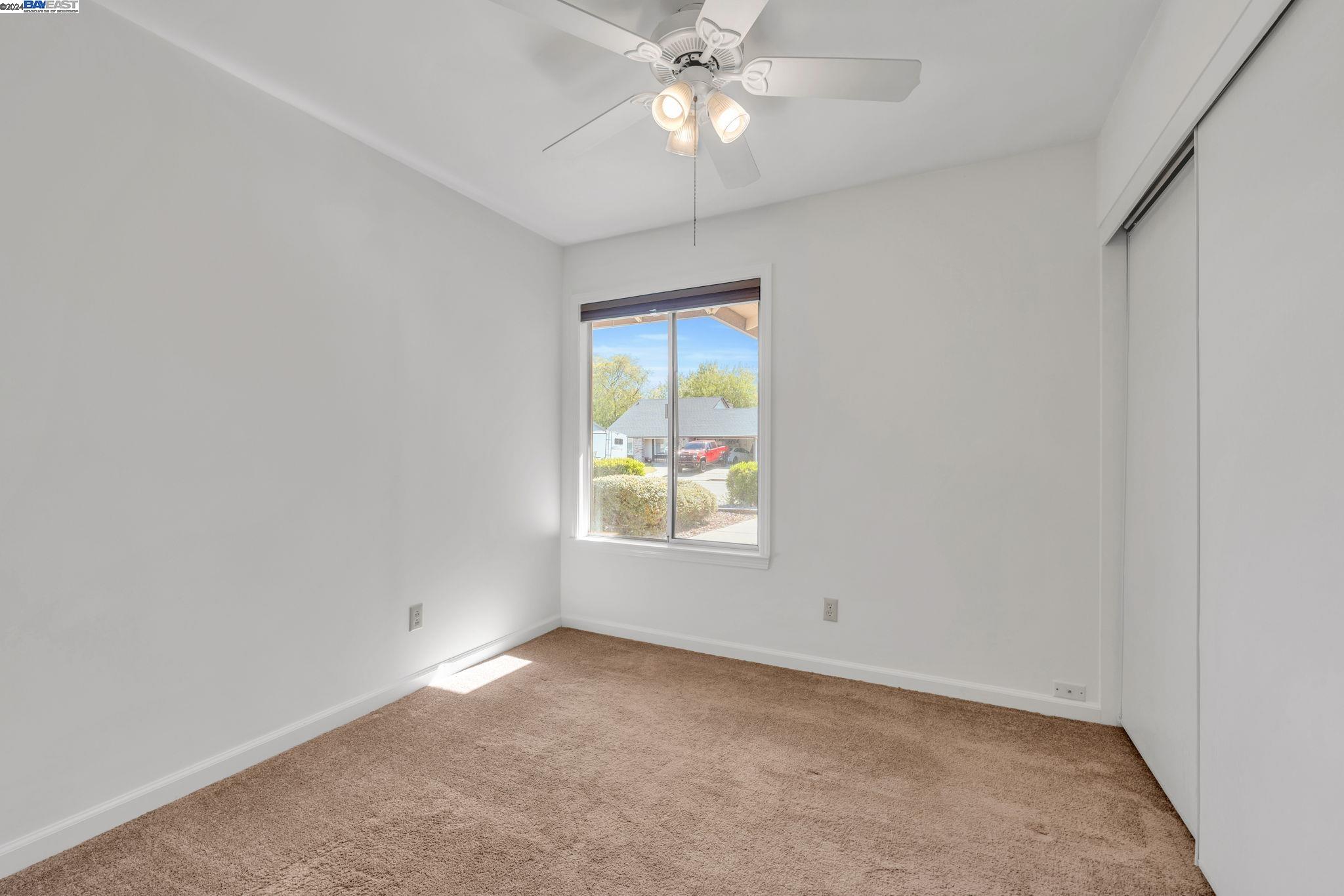 Detail Gallery Image 19 of 32 For 429 Swan Dr, Livermore,  CA 94551 - 3 Beds | 1/1 Baths