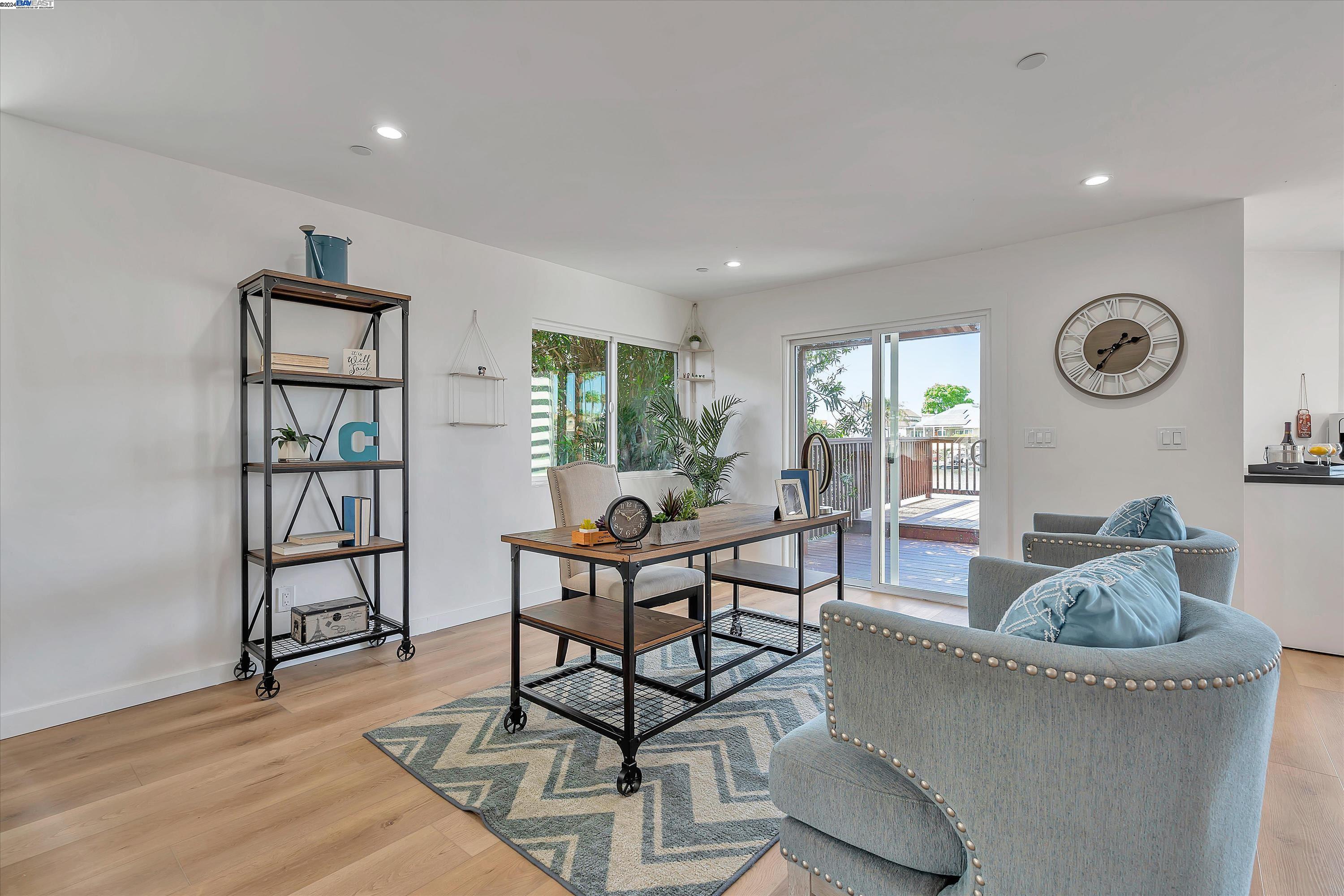 Detail Gallery Image 16 of 57 For 1642 Dune Point Ct, Discovery Bay,  CA 94505 - 6 Beds | 4/1 Baths