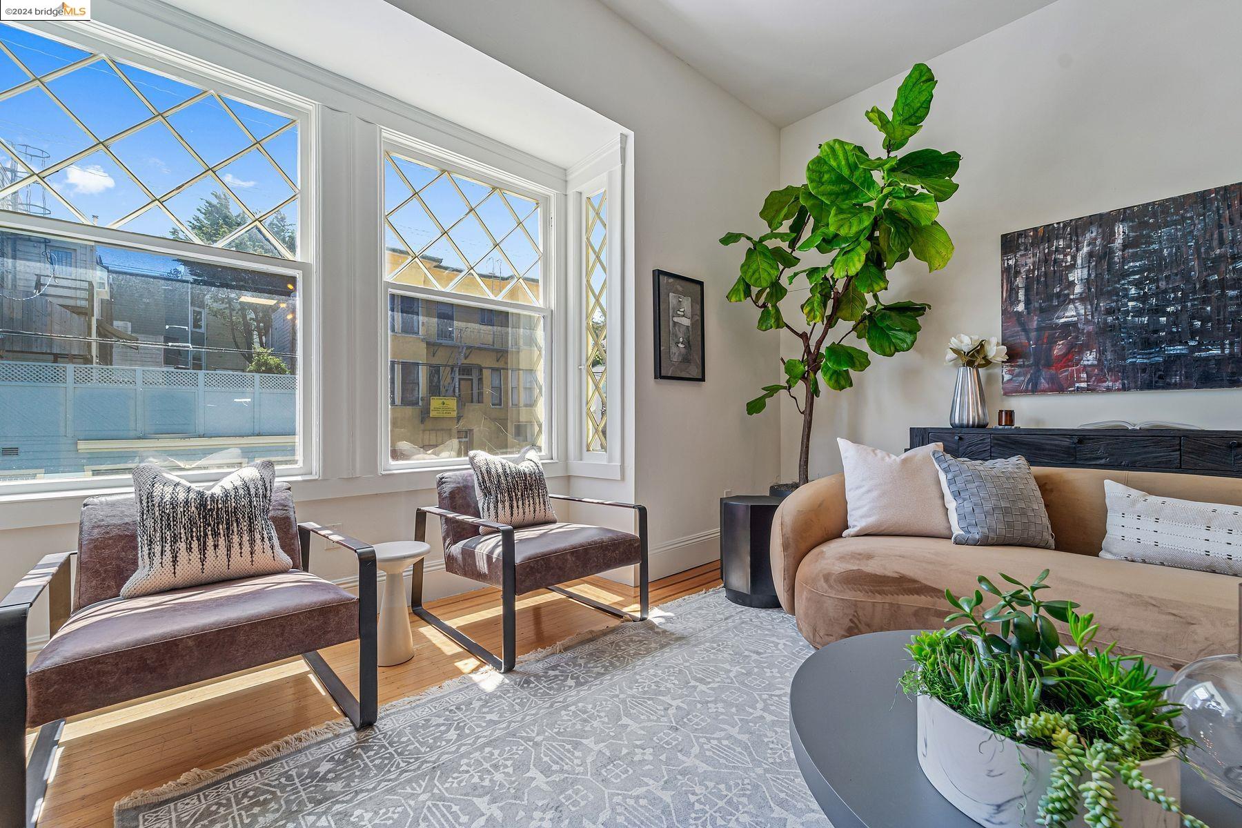 Detail Gallery Image 7 of 39 For 1122 Page Street #1,  San Francisco,  CA 94117 - 3 Beds | 2 Baths