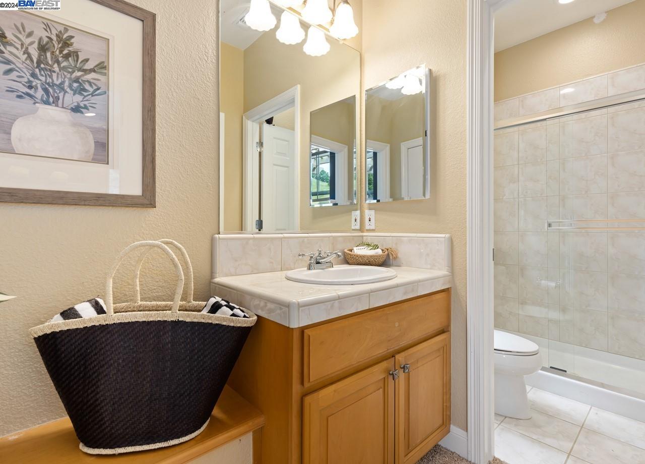 Detail Gallery Image 33 of 60 For 4075 Stone Valley Oaks Dr, Alamo,  CA 94507 - 4 Beds | 5/1 Baths