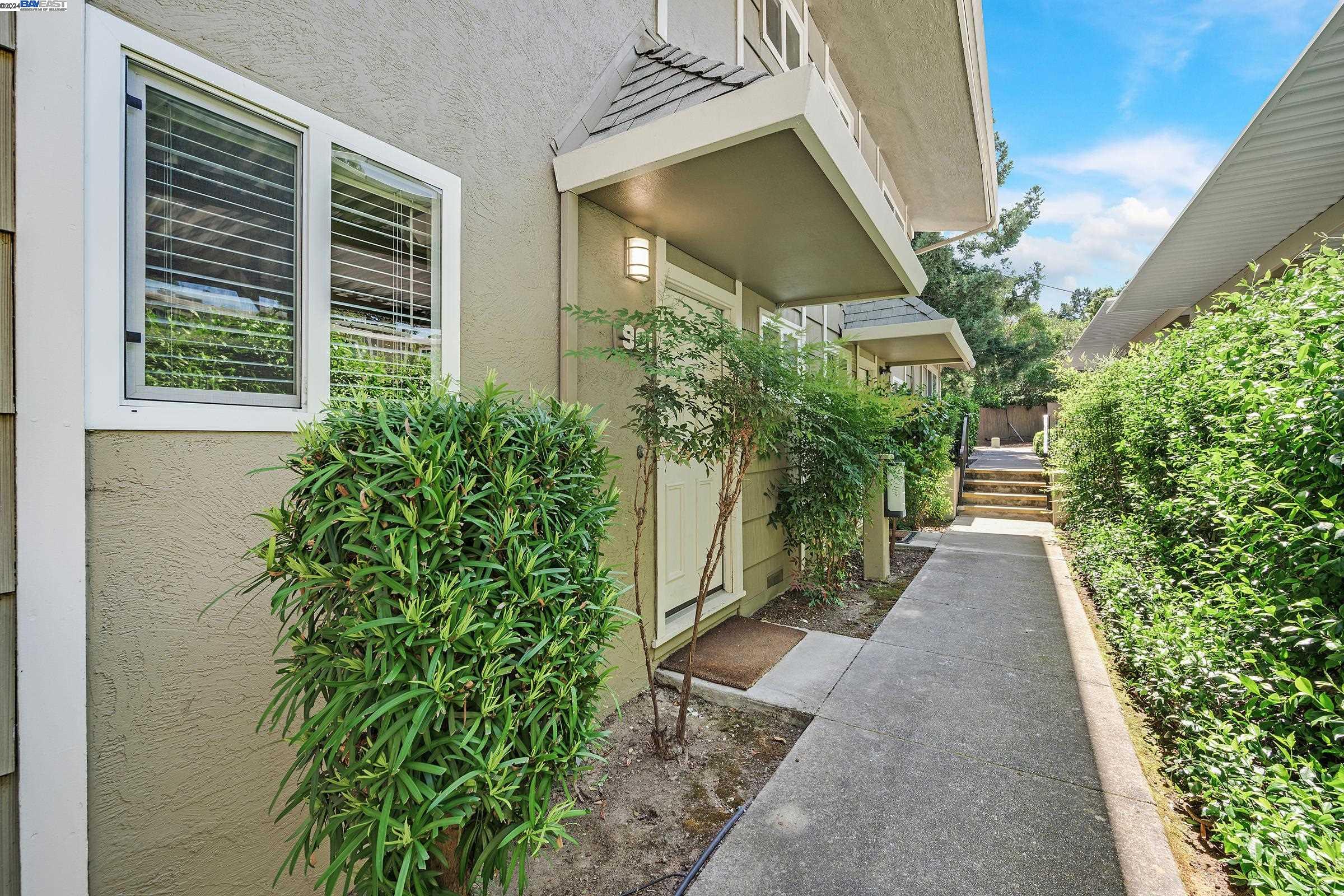 Detail Gallery Image 5 of 32 For 394 Ilo Ln #901,  Danville,  CA 94526 - 2 Beds | 1/1 Baths
