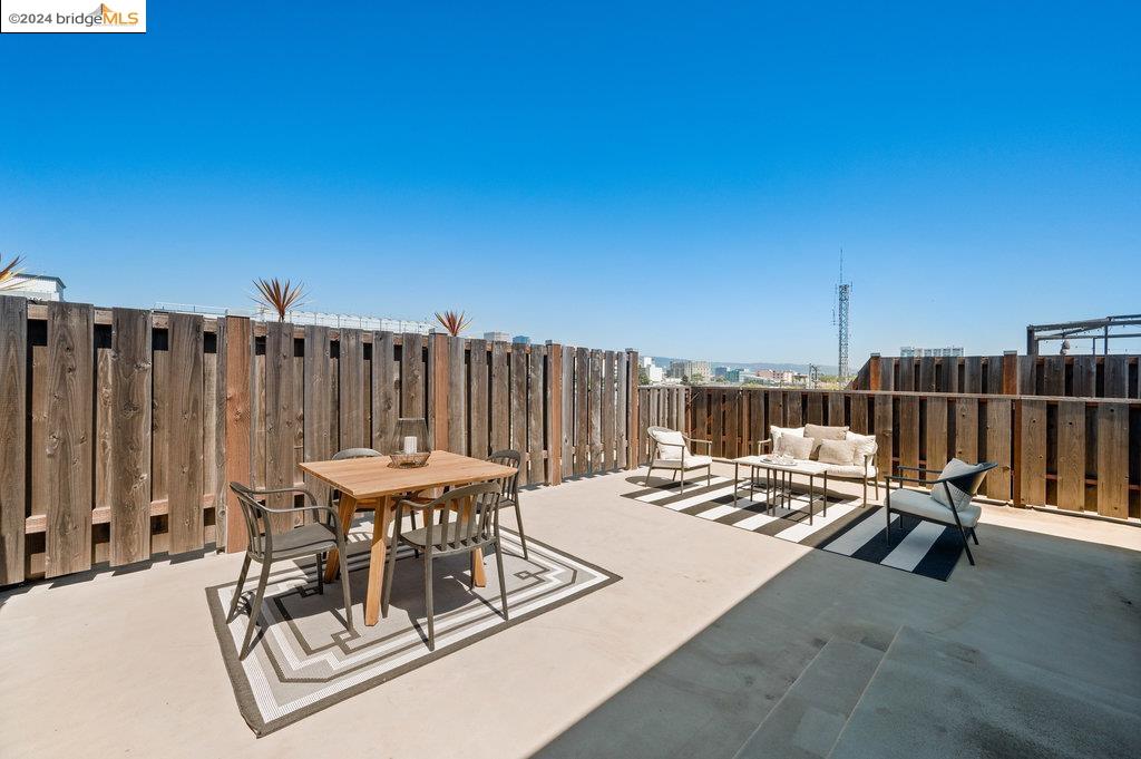 Detail Gallery Image 44 of 45 For 737 2nd St #404,  Oakland,  CA 94607 - 1 Beds | 1 Baths