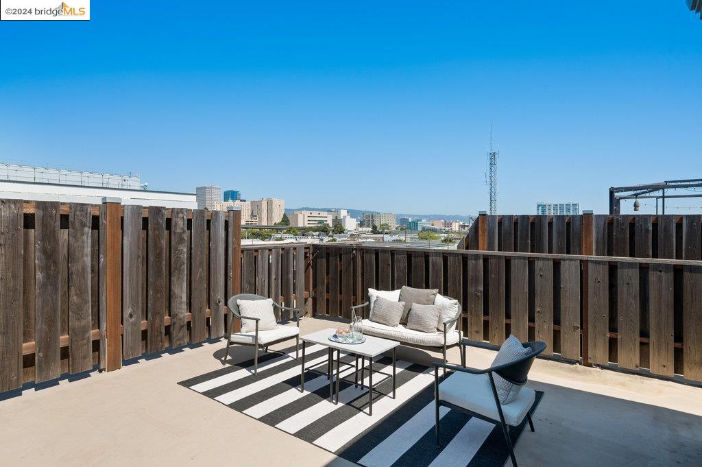 Detail Gallery Image 45 of 45 For 737 2nd St #404,  Oakland,  CA 94607 - 1 Beds | 1 Baths