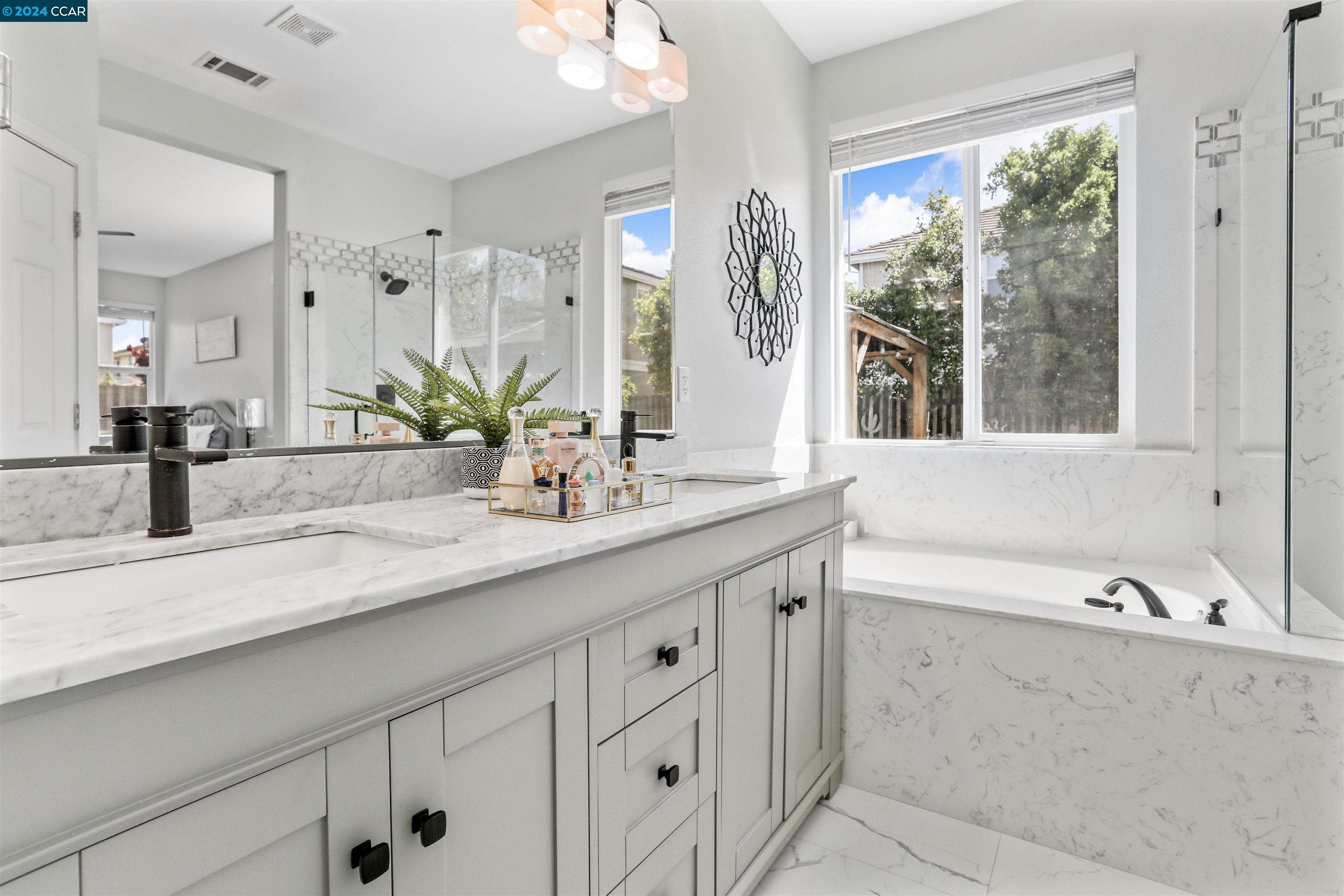 Detail Gallery Image 17 of 33 For 18 Puffin Cir, Oakley,  CA 94561 - 3 Beds | 2 Baths