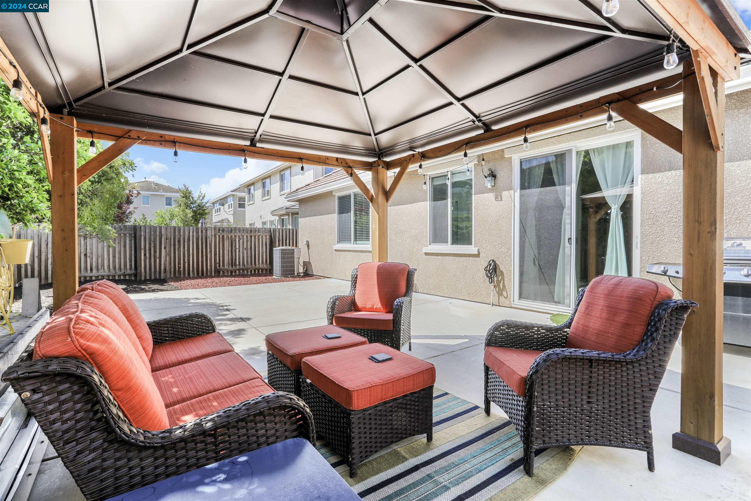 Detail Gallery Image 29 of 33 For 18 Puffin Cir, Oakley,  CA 94561 - 3 Beds | 2 Baths