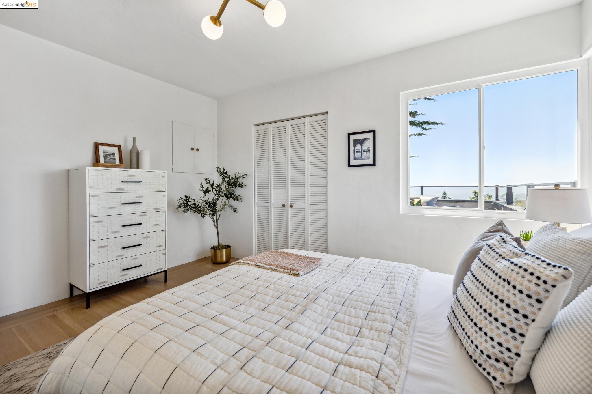 Detail Gallery Image 21 of 35 For 5 Senior Ave, Berkeley,  CA 94708 - 4 Beds | 2 Baths