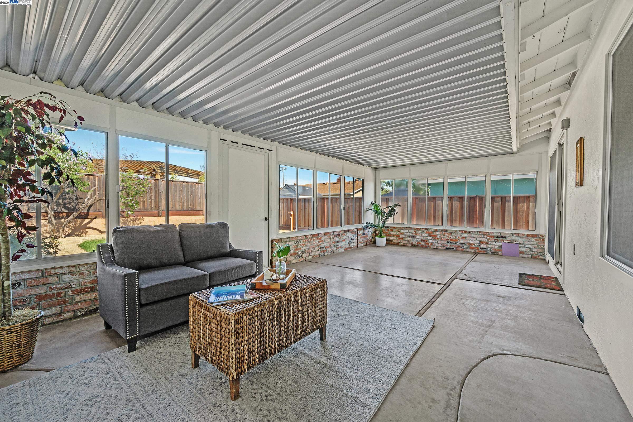 Detail Gallery Image 23 of 27 For 434 El Caminito, Livermore,  CA 94550 - 3 Beds | 2 Baths