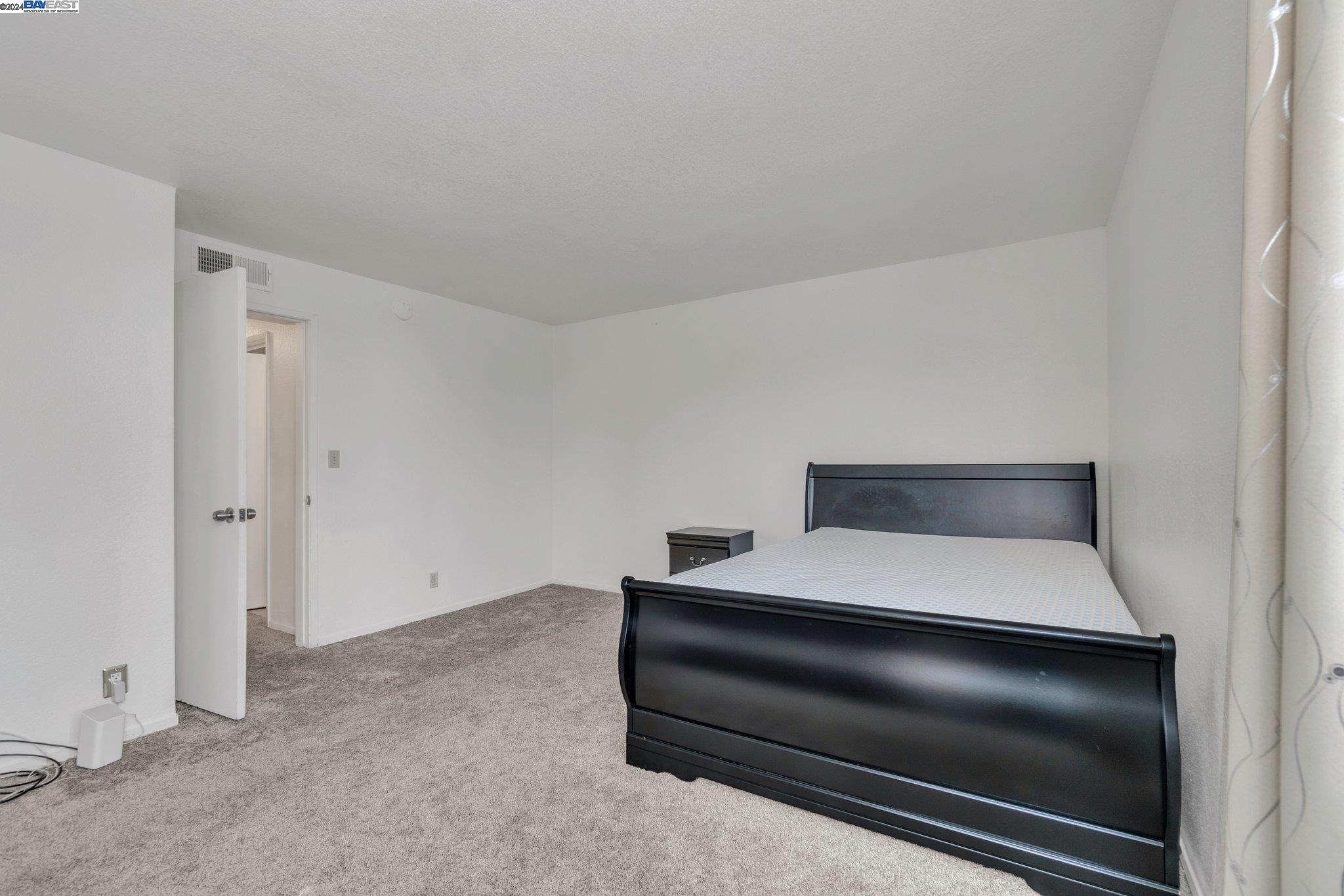 Detail Gallery Image 13 of 47 For 2121 Vale Rd #114,  San Pablo,  CA 94806 - 2 Beds | 2 Baths