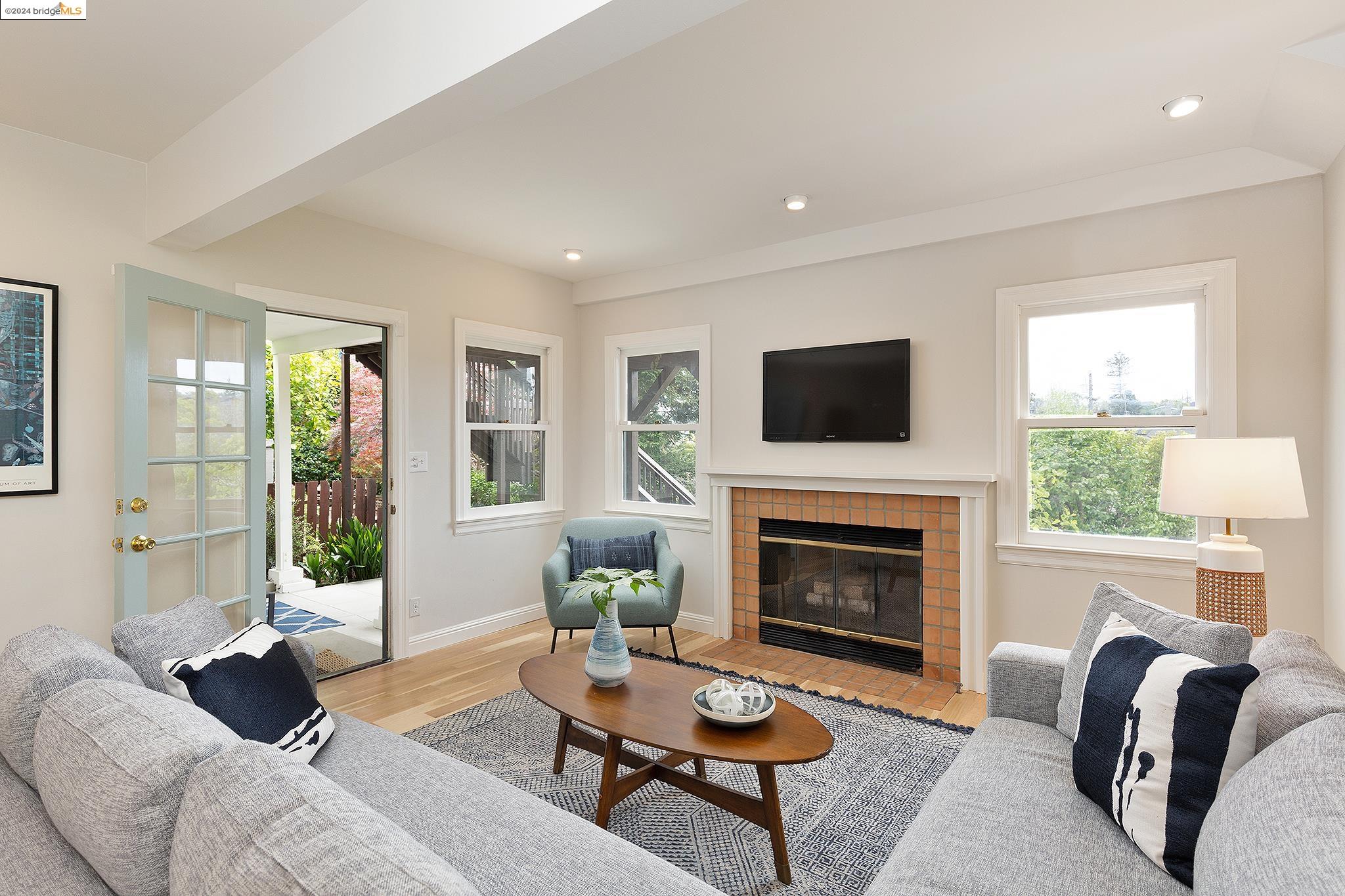 Detail Gallery Image 41 of 59 For 139 Ricardo Ave, Piedmont,  CA 94611 - 3 Beds | 2/1 Baths