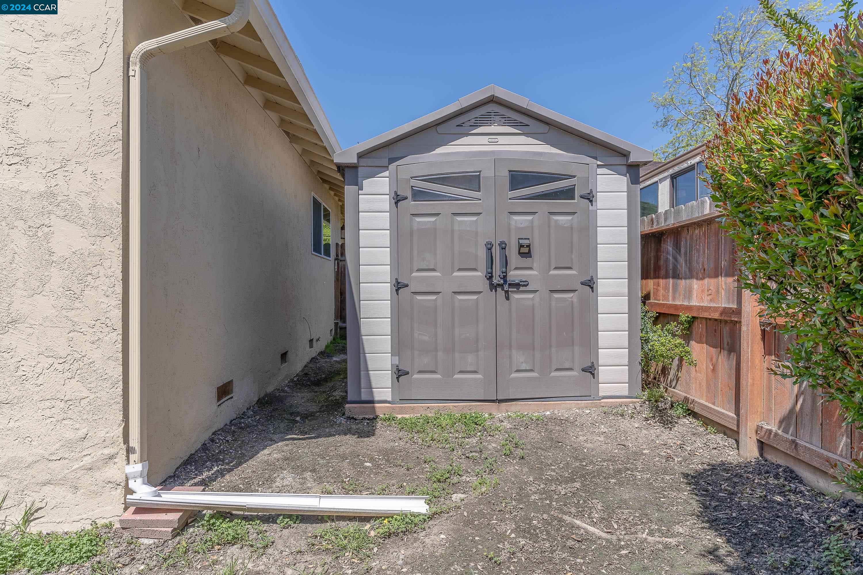 Detail Gallery Image 40 of 47 For 3052 May Rd, Richmond,  CA 94803 - 3 Beds | 2 Baths