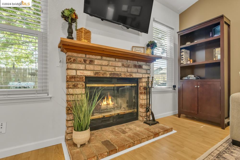 Detail Gallery Image 12 of 45 For 8150 Morgan Hill Way, Sacramento,  CA 95828 - 3 Beds | 2 Baths