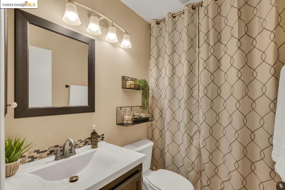 Detail Gallery Image 22 of 45 For 8150 Morgan Hill Way, Sacramento,  CA 95828 - 3 Beds | 2 Baths