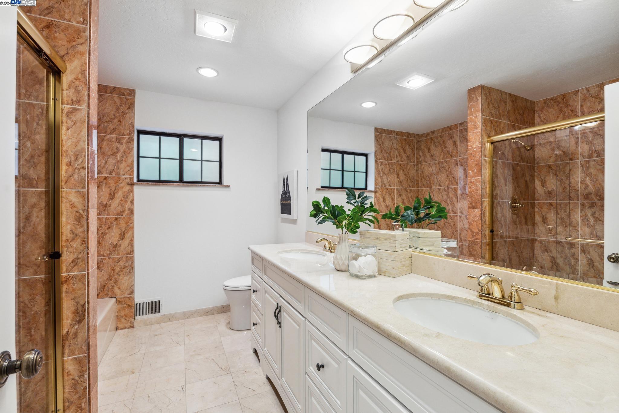 Detail Gallery Image 34 of 58 For 1121 Douglas Ct, Alamo,  CA 94507 - 5 Beds | 3/1 Baths