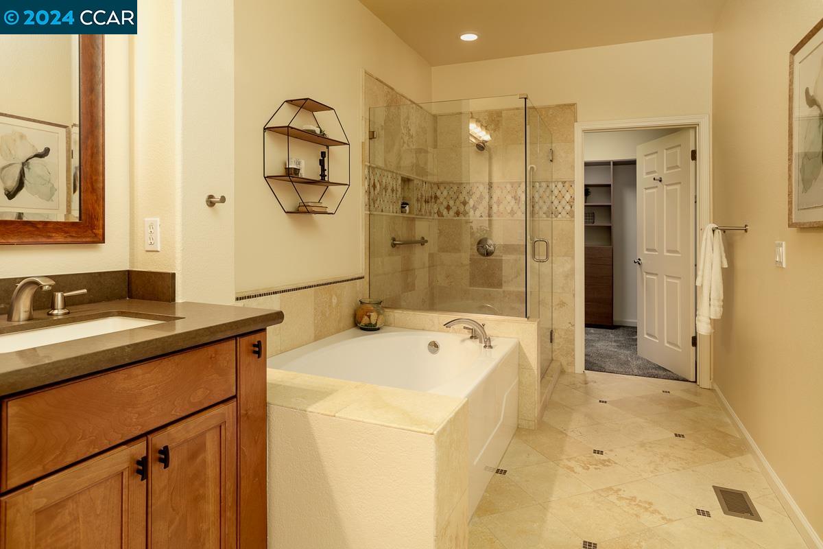 Detail Gallery Image 27 of 37 For 3002 Grey Eagle Dr, Walnut Creek,  CA 94595 - 3 Beds | 2 Baths