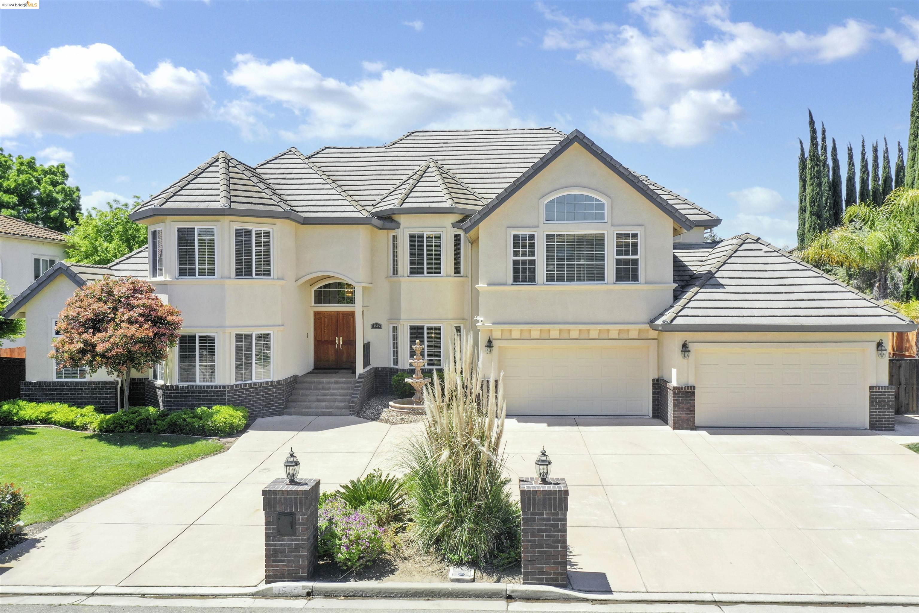 Detail Gallery Image 1 of 1 For 4545 Lariat Lane, Oakley,  CA 94561 - 6 Beds | 4/1 Baths