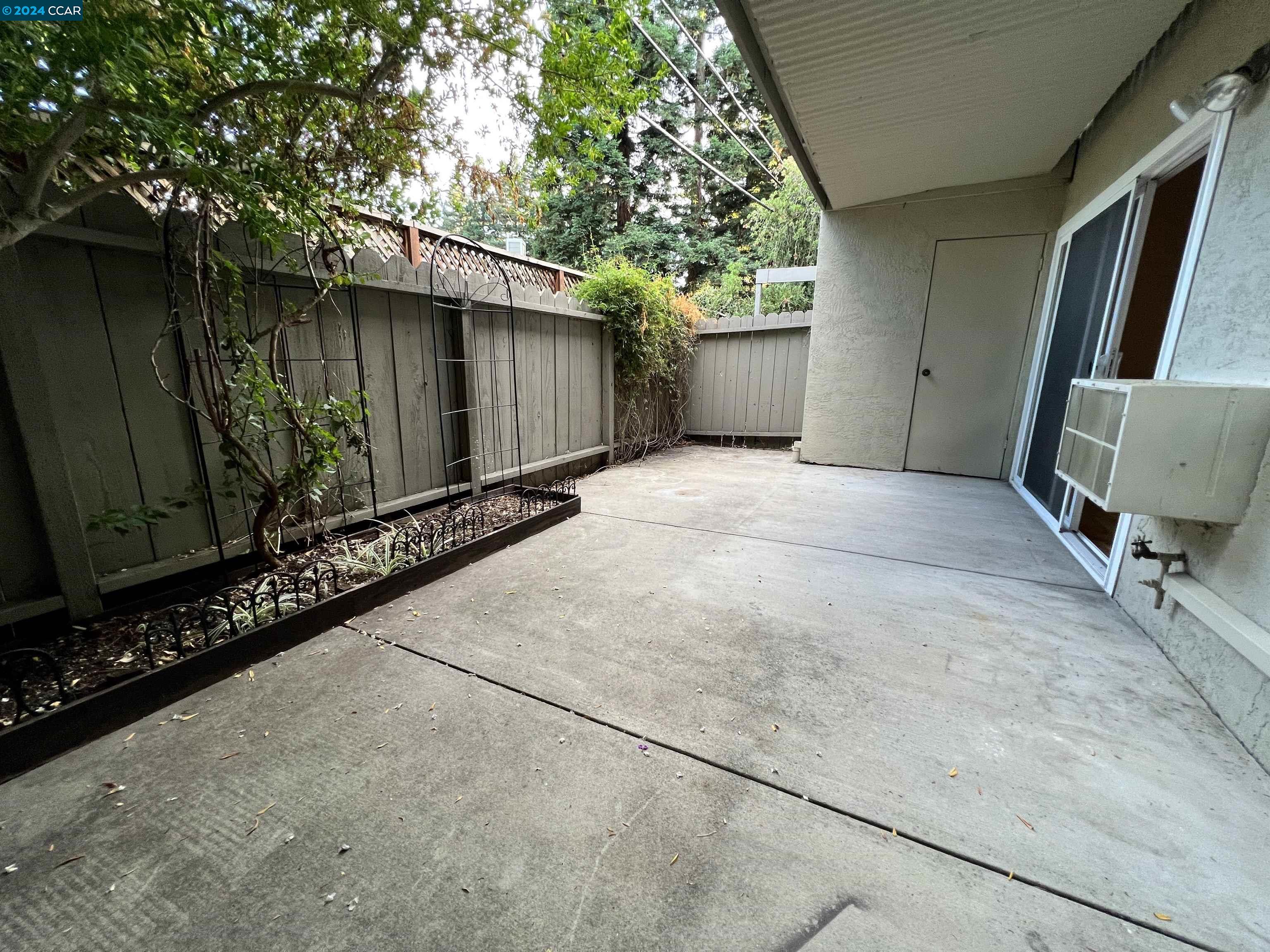 Detail Gallery Image 16 of 31 For 1241 Homestead Ave #213,  Walnut Creek,  CA 94598 - 1 Beds | 1 Baths