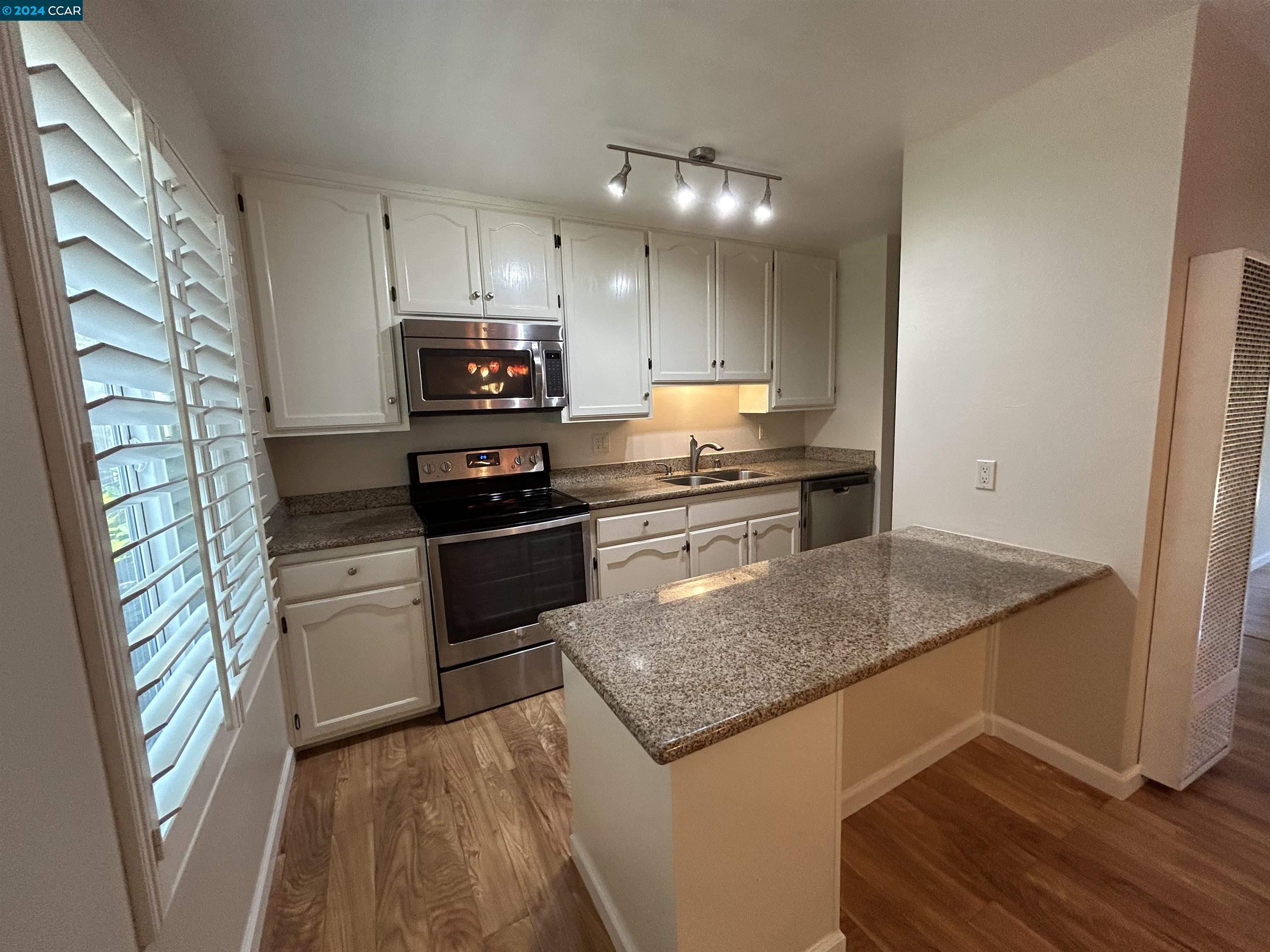 Detail Gallery Image 24 of 31 For 1241 Homestead Ave #213,  Walnut Creek,  CA 94598 - 1 Beds | 1 Baths