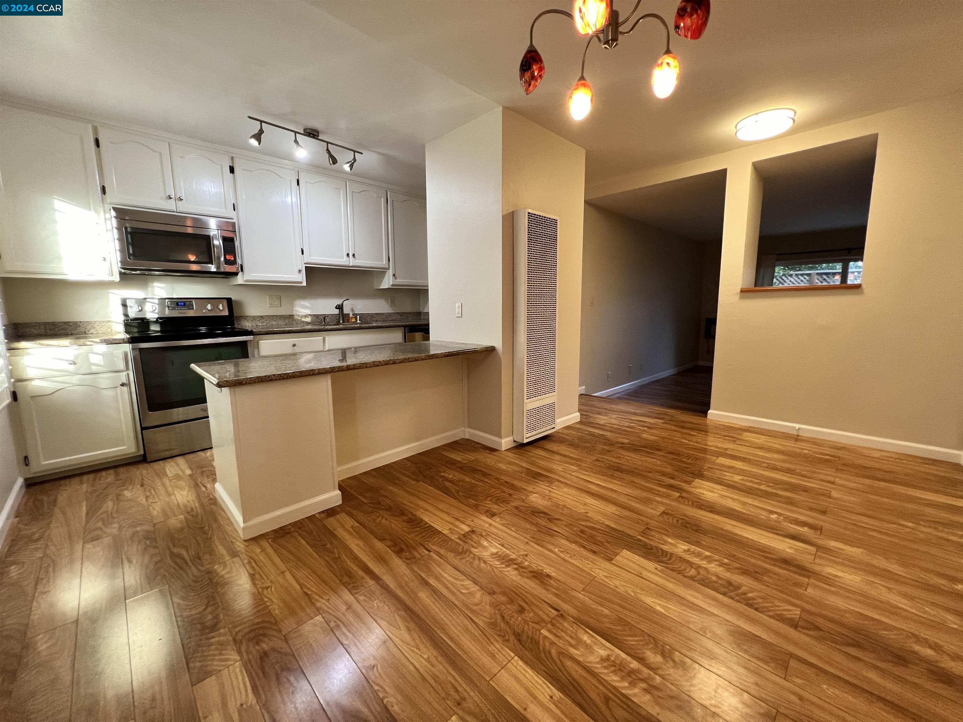 Photo #6: 41057290 Listing 