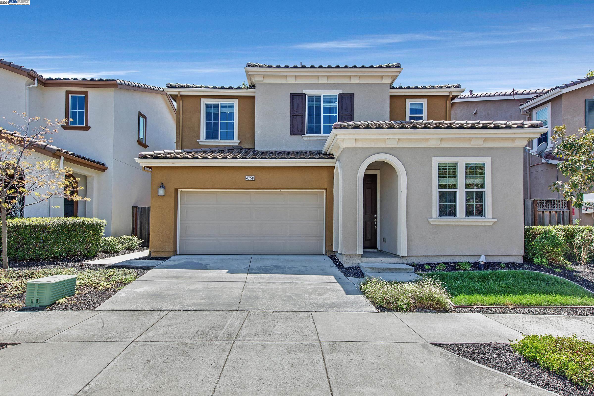Detail Gallery Image 2 of 41 For 4750 S Spago Dr, Dublin,  CA 94568 - 4 Beds | 3 Baths
