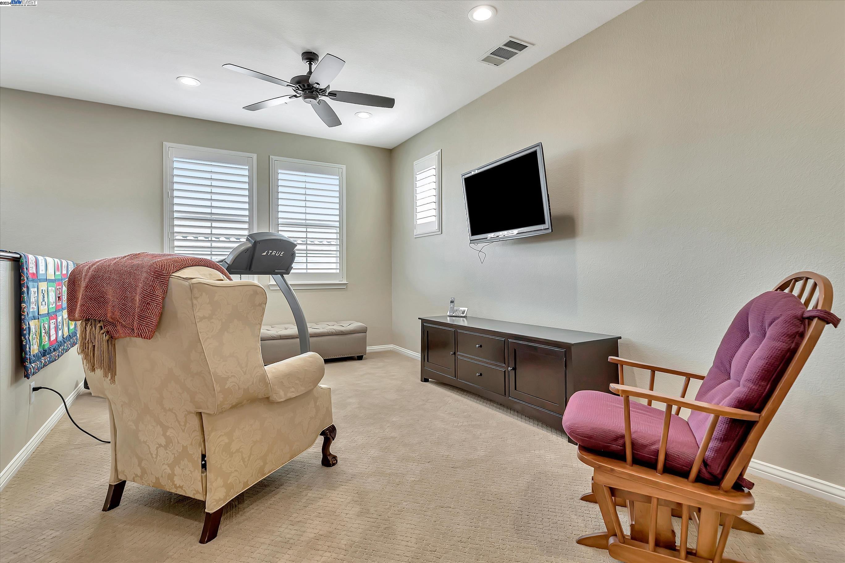 Detail Gallery Image 20 of 60 For 1546 Chatham Place, Pleasanton,  CA 94566 - 4 Beds | 3/1 Baths