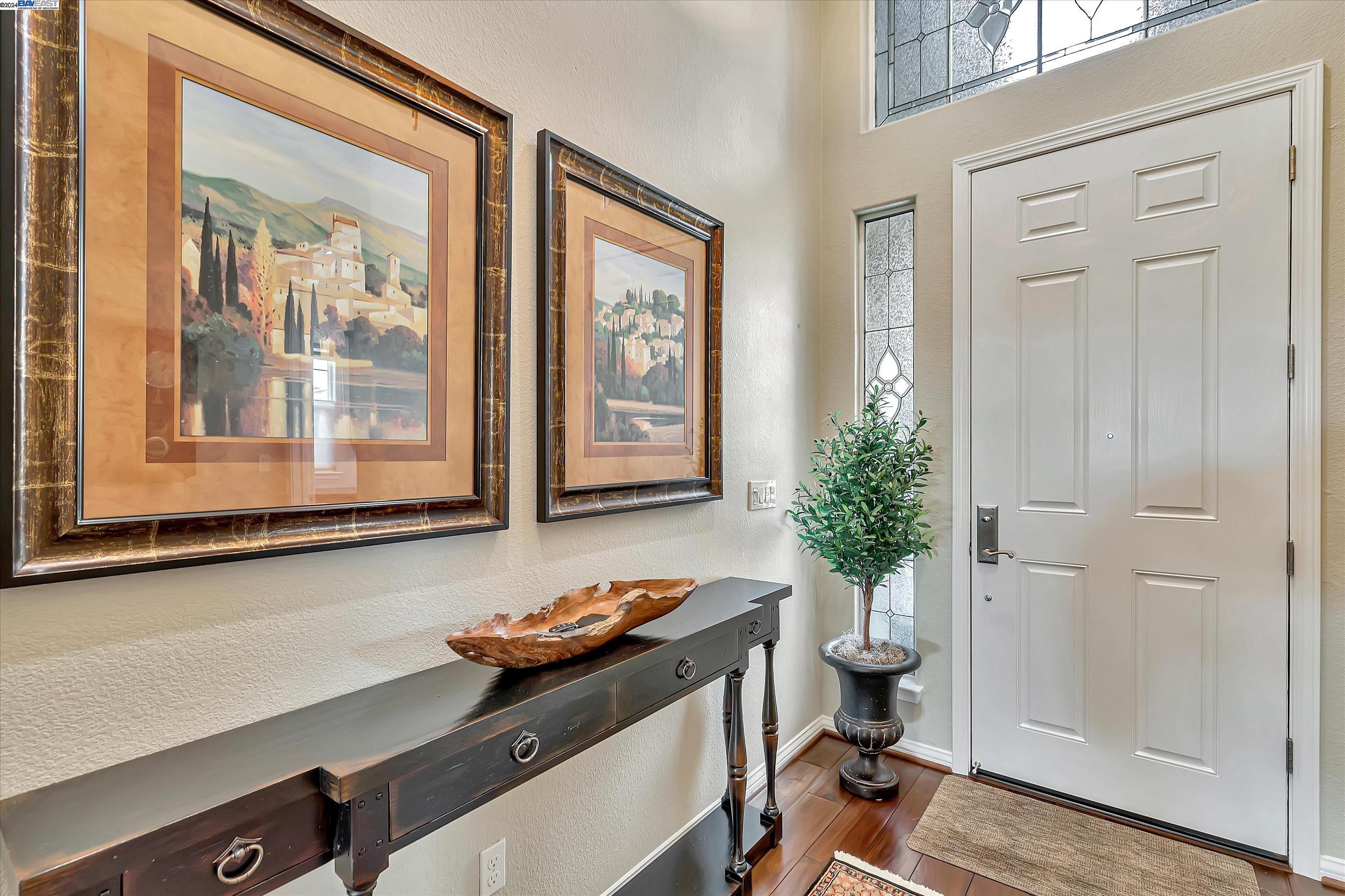 Detail Gallery Image 4 of 60 For 1546 Chatham Place, Pleasanton,  CA 94566 - 4 Beds | 3/1 Baths