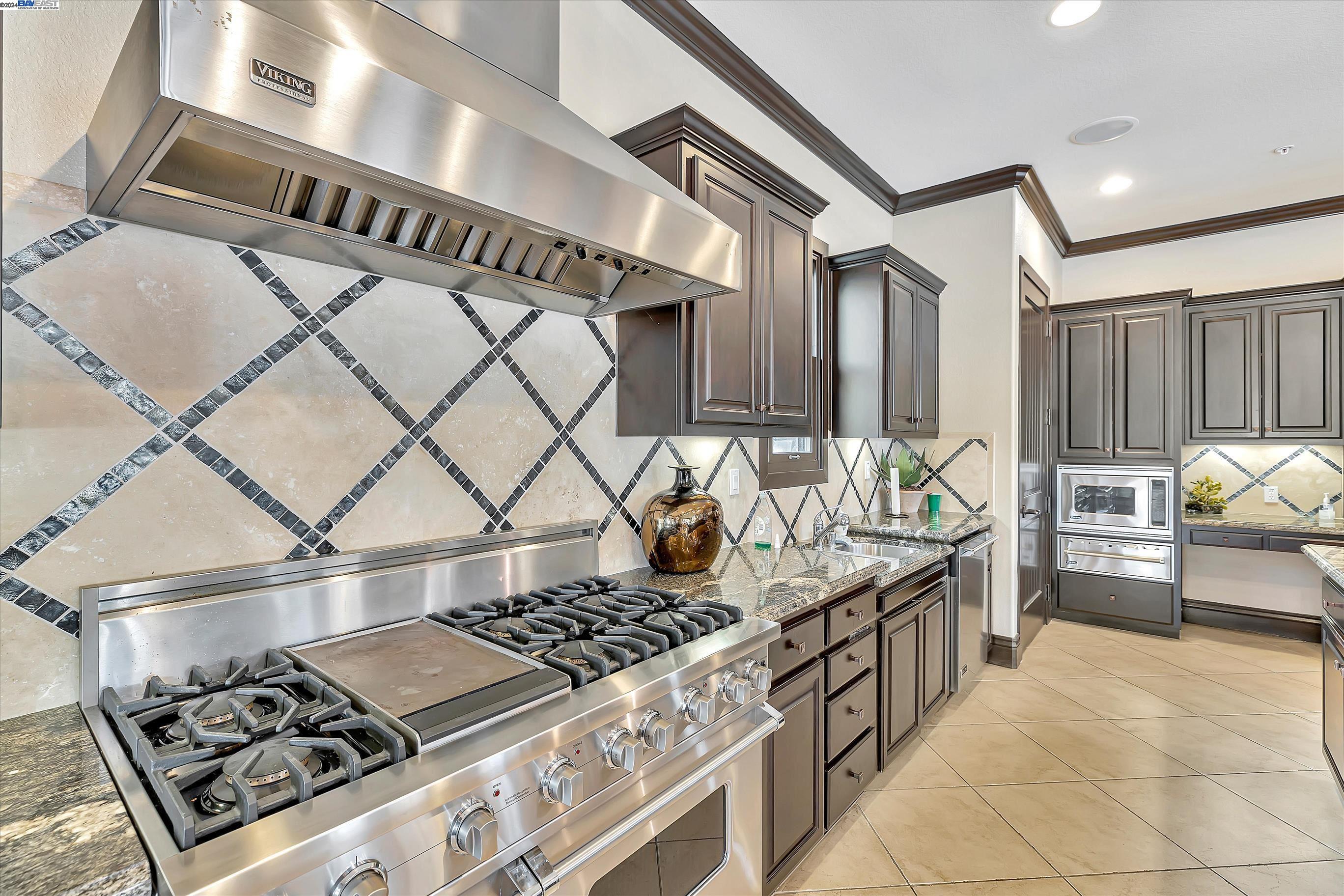 Detail Gallery Image 54 of 60 For 1546 Chatham Place, Pleasanton,  CA 94566 - 4 Beds | 3/1 Baths