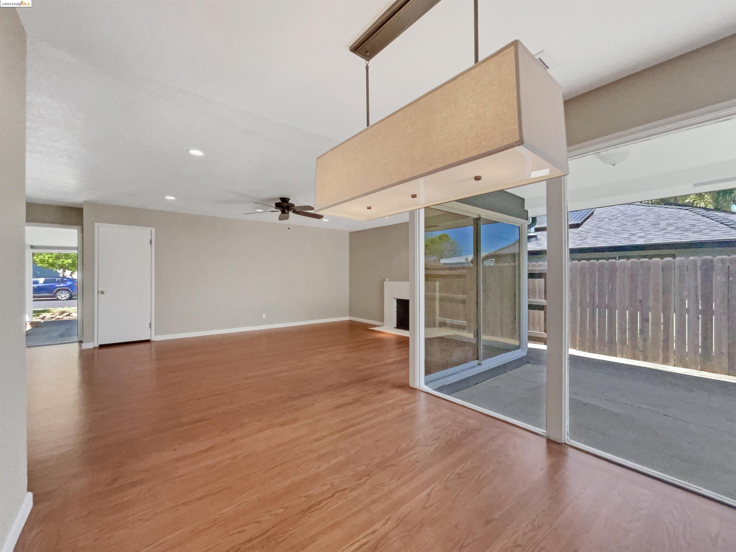 Detail Gallery Image 16 of 33 For 407 Deodara St, Vacaville,  CA 95688 - 3 Beds | 2 Baths