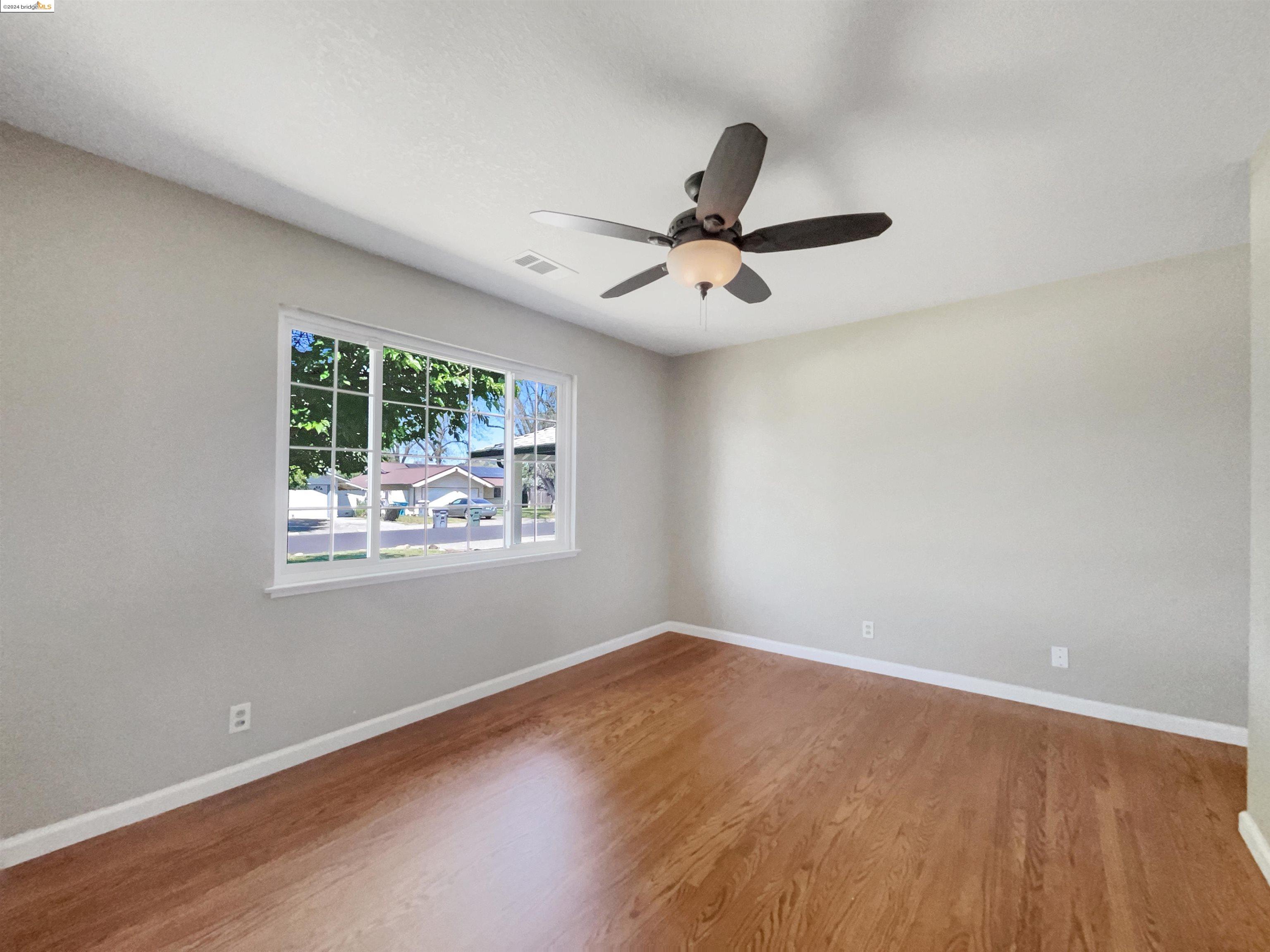 Detail Gallery Image 27 of 33 For 407 Deodara St, Vacaville,  CA 95688 - 3 Beds | 2 Baths