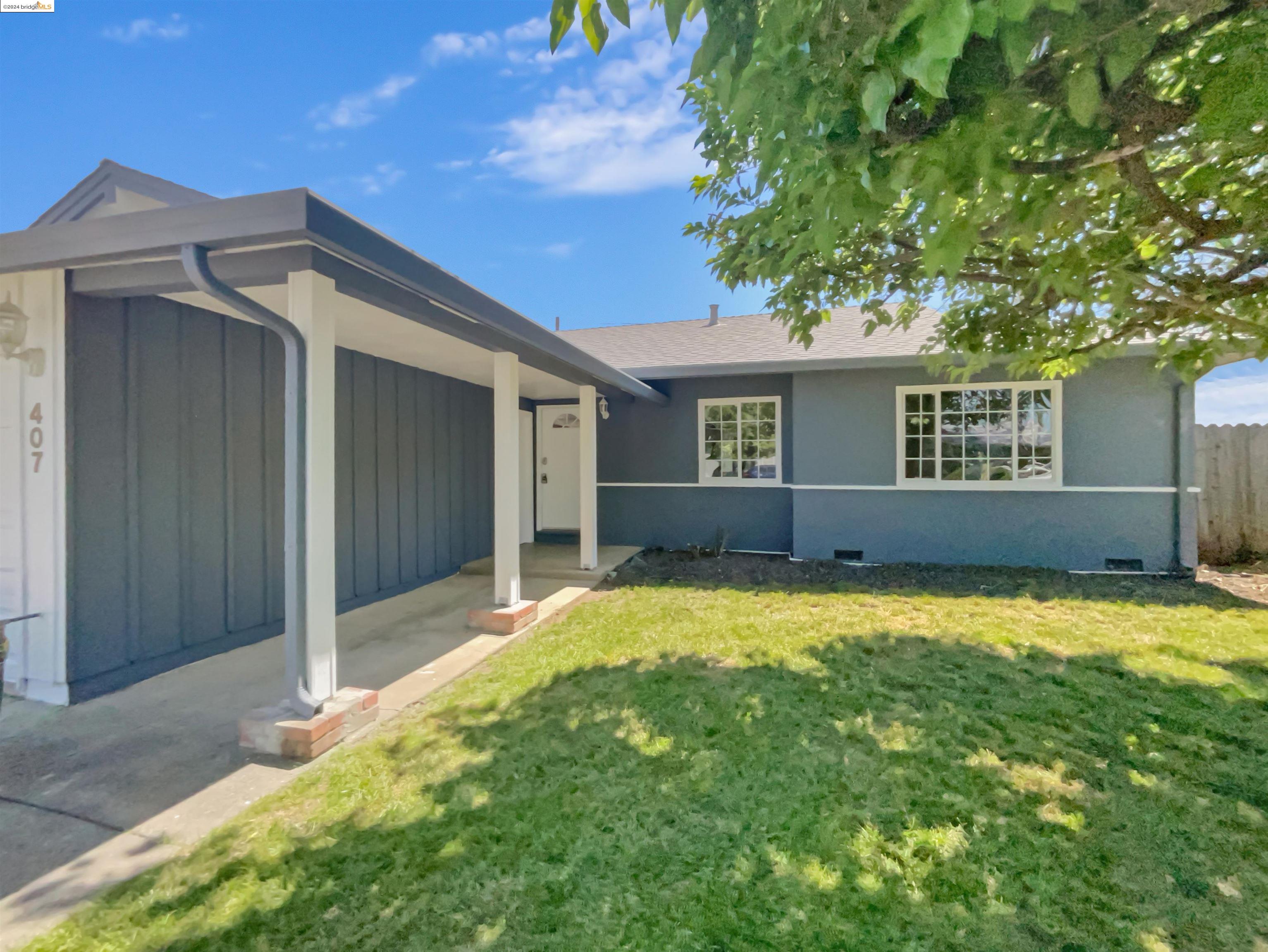 Detail Gallery Image 9 of 33 For 407 Deodara St, Vacaville,  CA 95688 - 3 Beds | 2 Baths