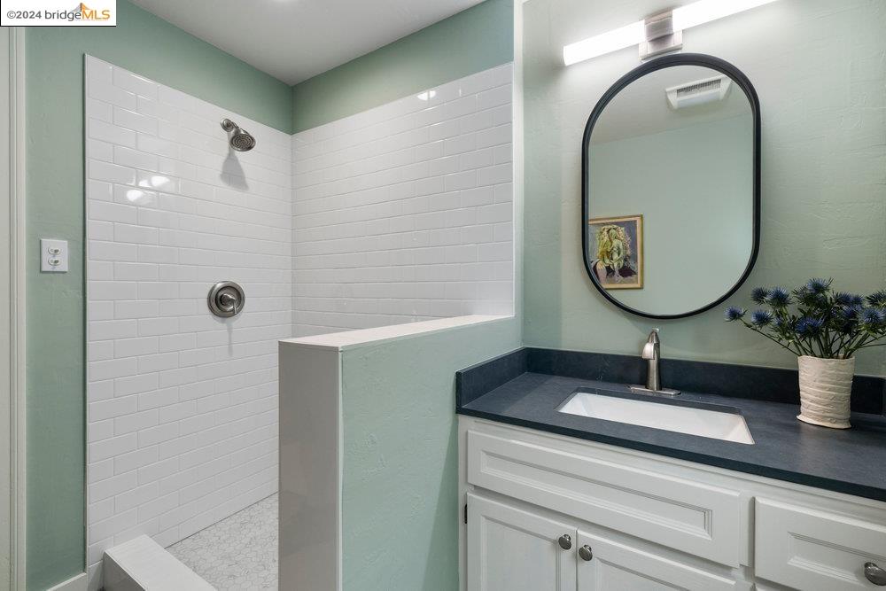 Detail Gallery Image 33 of 52 For 4266 Detroit Ave, Oakland,  CA 94619 - 3 Beds | 2 Baths