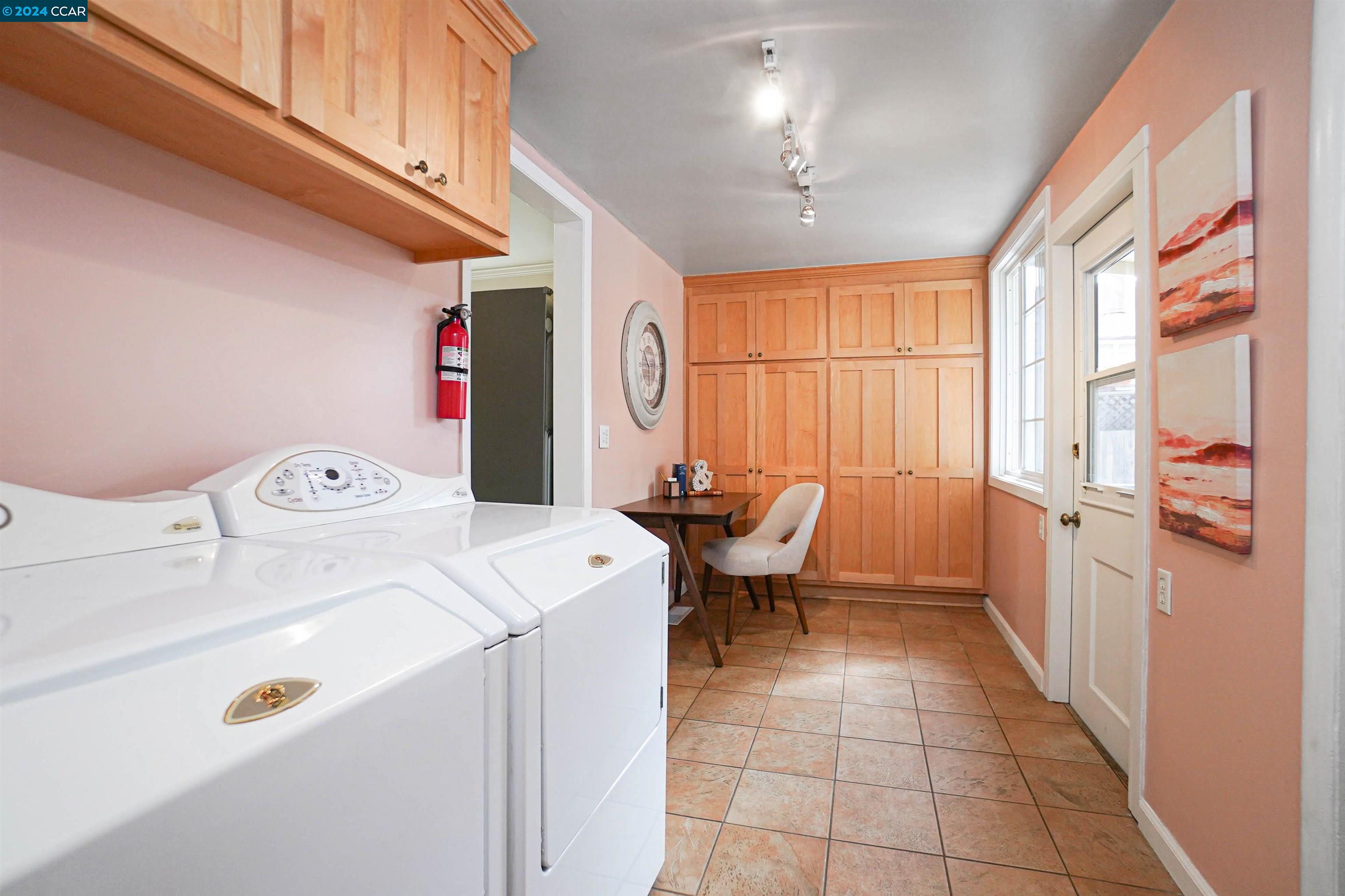 Detail Gallery Image 30 of 52 For 316 Main St, Martinez,  CA 94553 - 2 Beds | 2 Baths