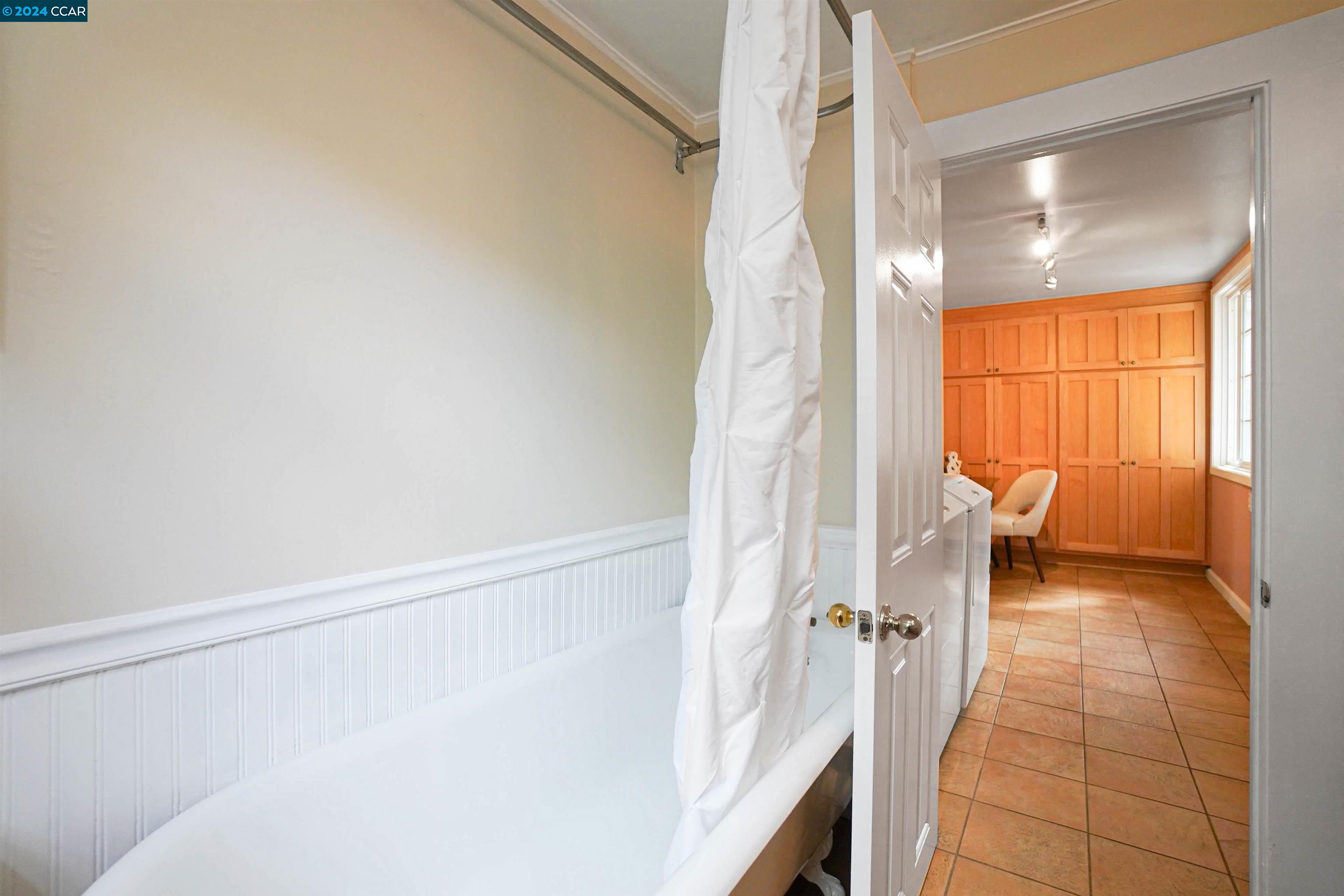 Detail Gallery Image 33 of 52 For 316 Main St, Martinez,  CA 94553 - 2 Beds | 2 Baths