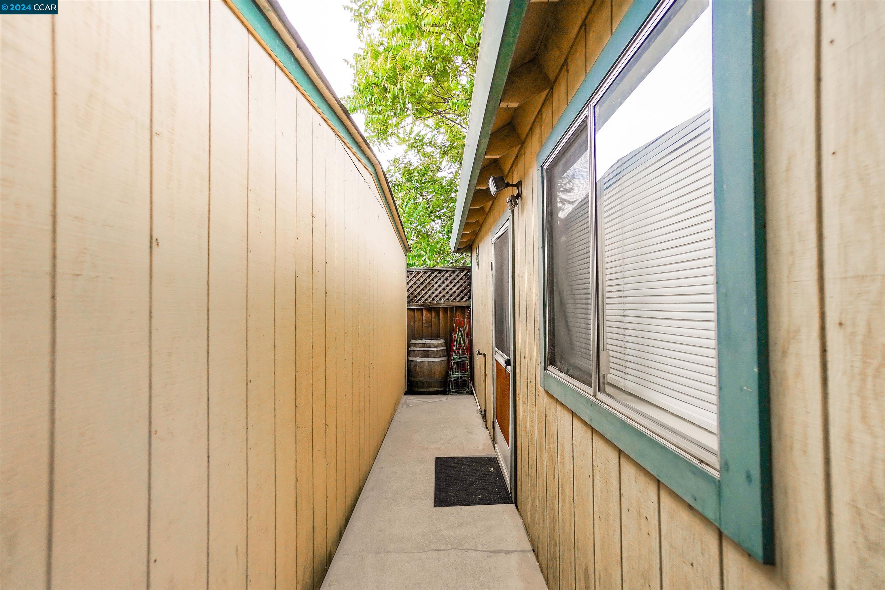 Detail Gallery Image 50 of 52 For 316 Main St, Martinez,  CA 94553 - 2 Beds | 2 Baths