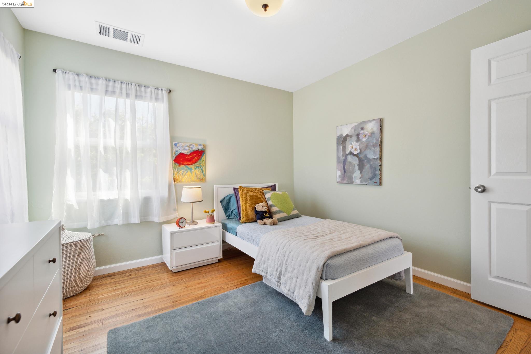 Detail Gallery Image 21 of 37 For 2626 Humphrey Ave, Richmond,  CA 94804 - 2 Beds | 1 Baths