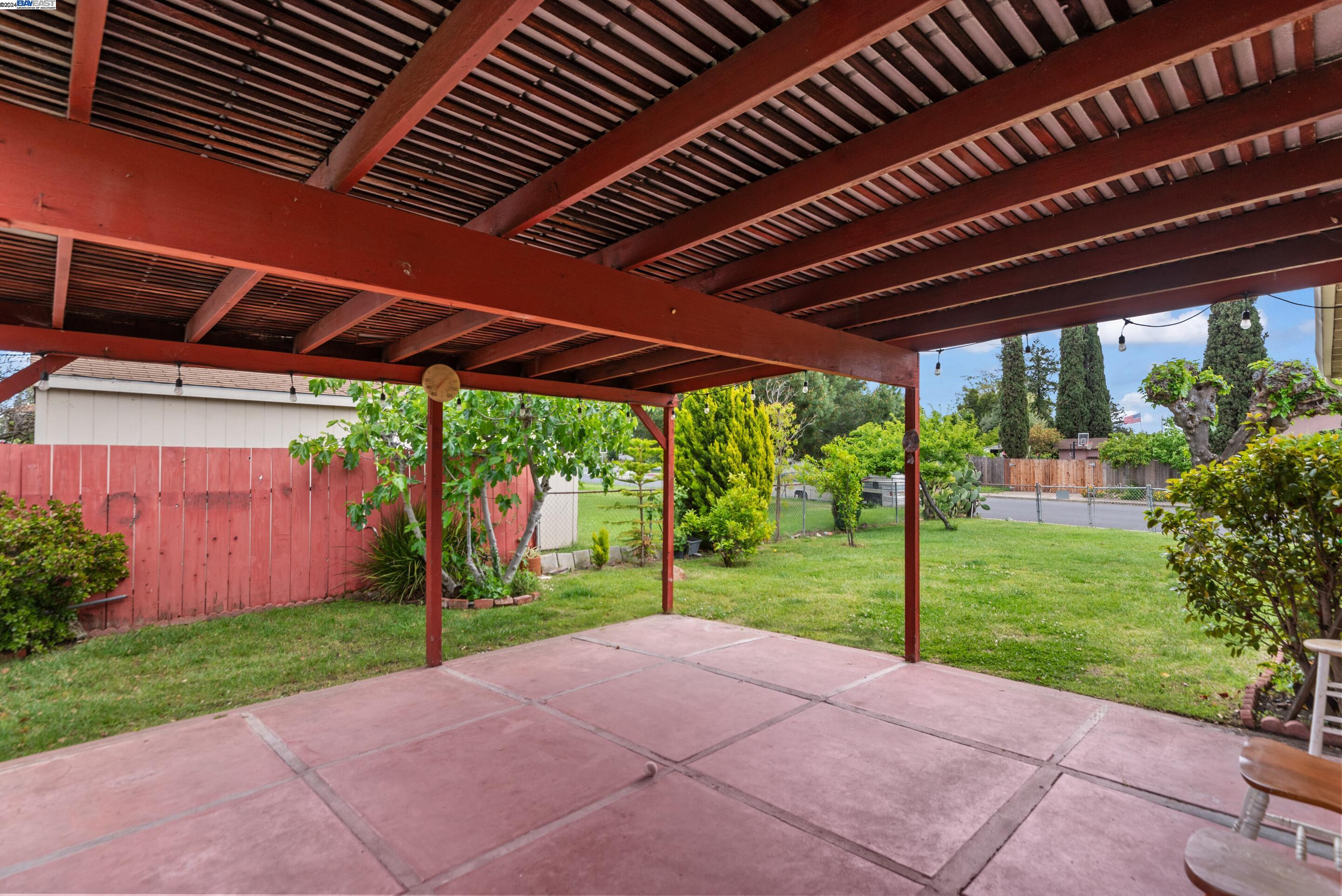Detail Gallery Image 24 of 27 For 2900 Glenside Dr, Concord,  CA 94520 - 3 Beds | 2 Baths